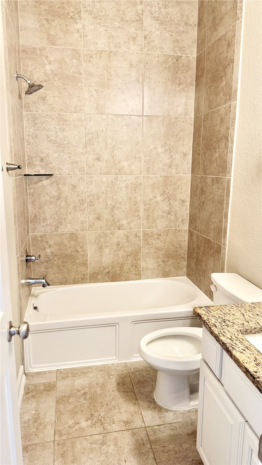 16018 Muster Oak Drive Property Photo 6