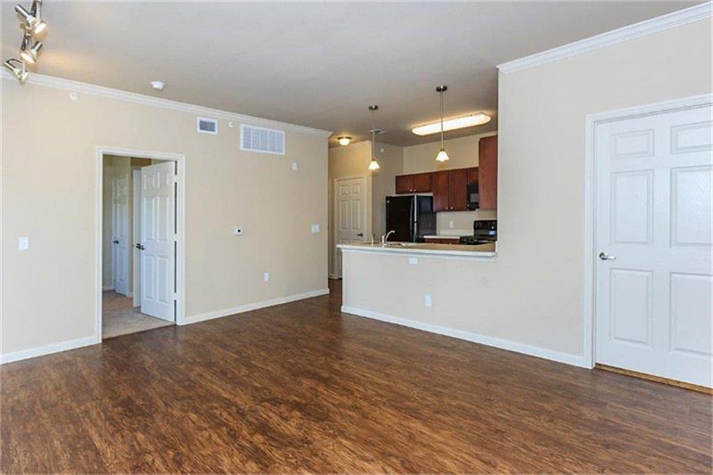 320 S Stewart Boulevard 100 Property Photo 6