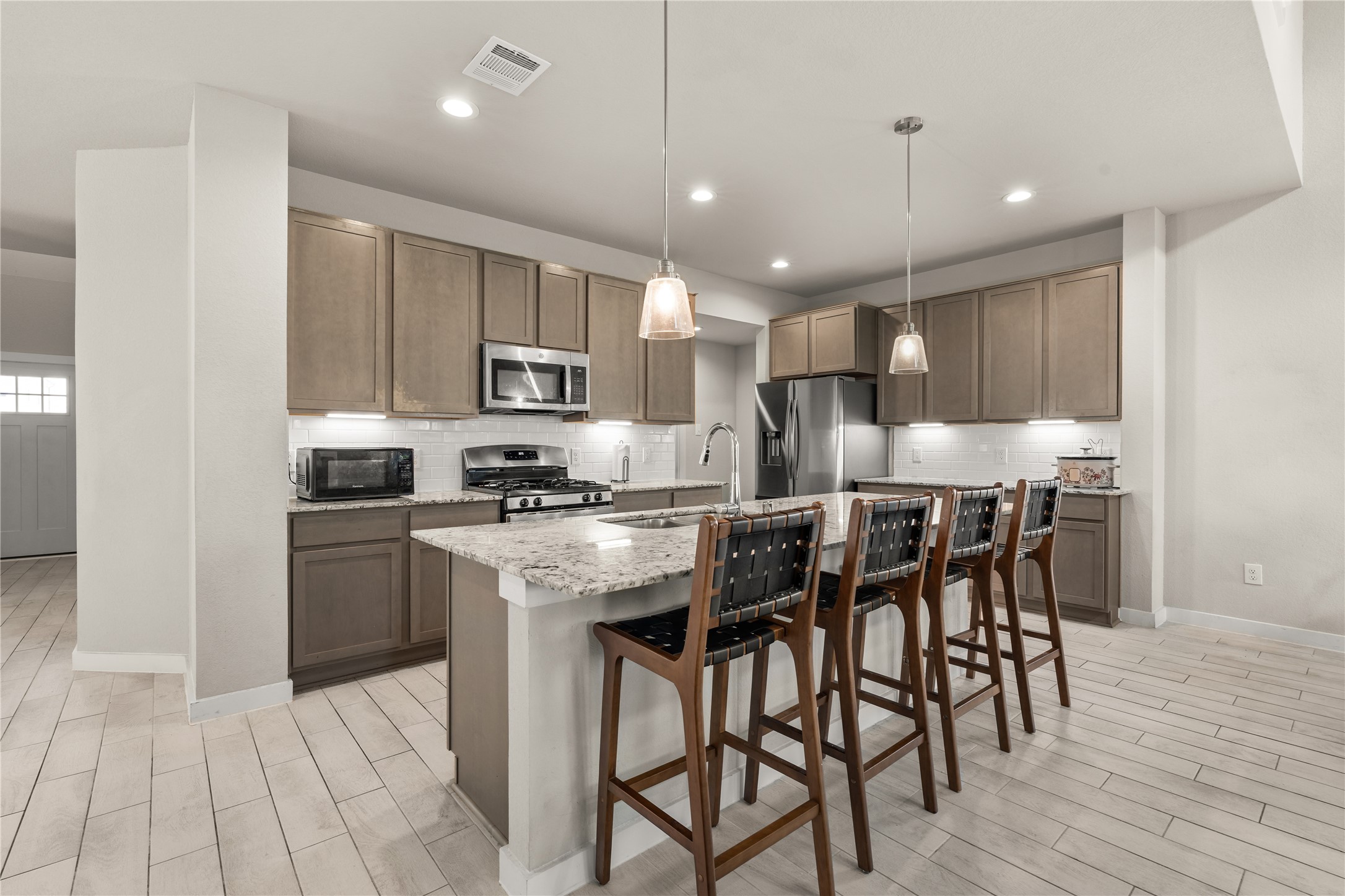 22939 Aspen Vista Drive Property Photo 6