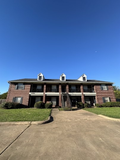 2460 Stone Hollow 203 Property Photo