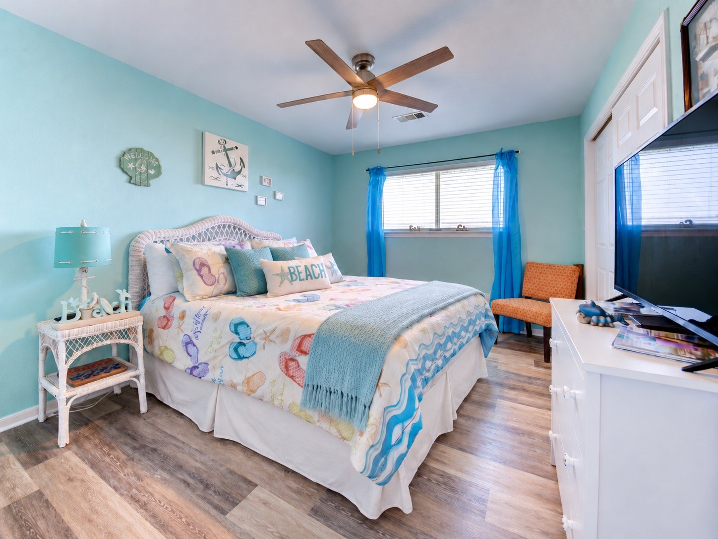 4235 San Jacinto Drive Property Photo 8