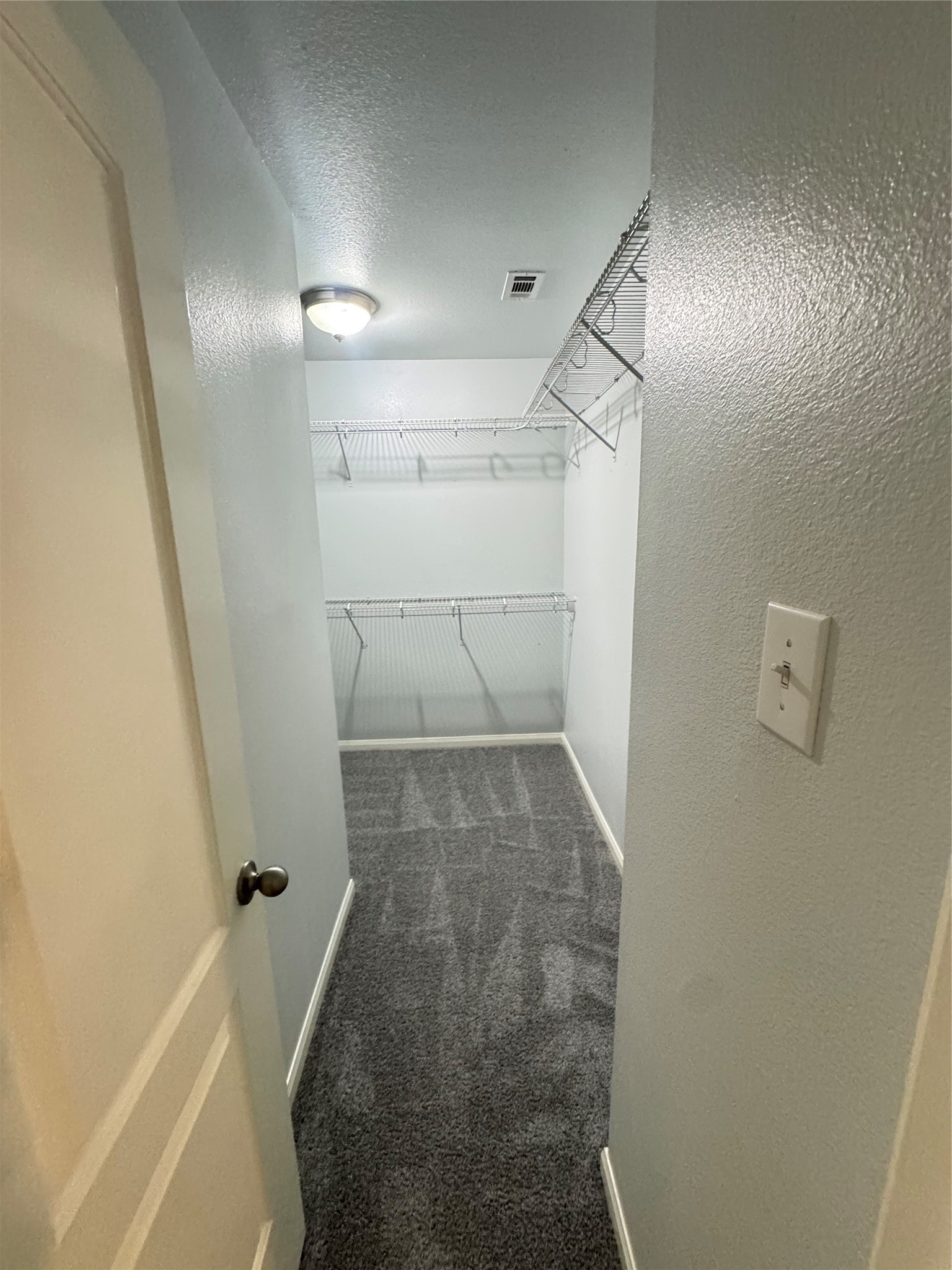 2050 Wilde Elm Drive Property Photo 21