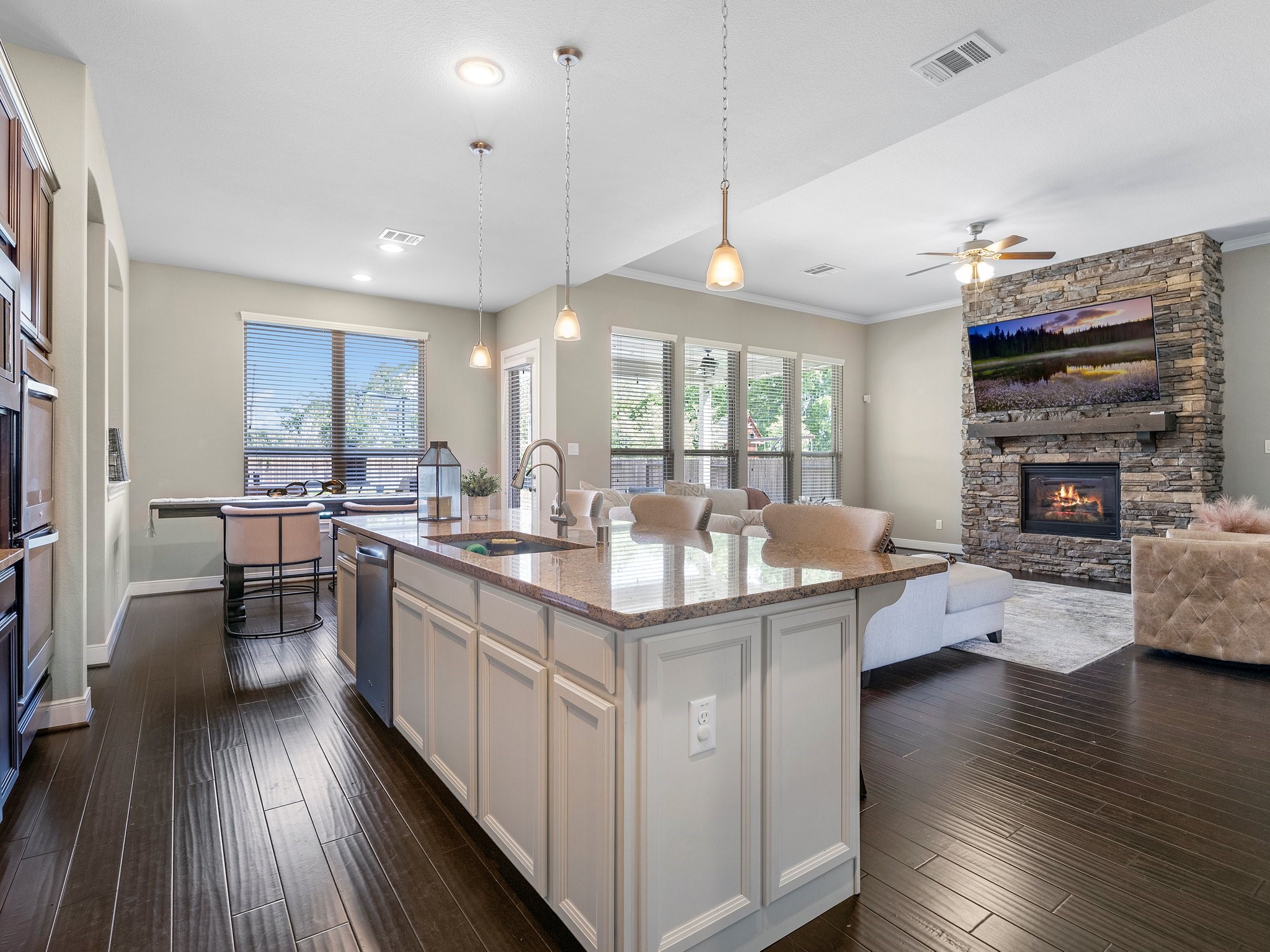 24910 Meadowthorn Crest Lane Property Photo 3