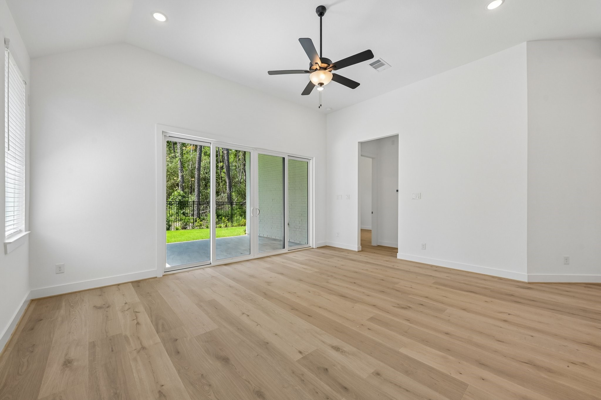 22635 Big Stump Drive Property Photo 17