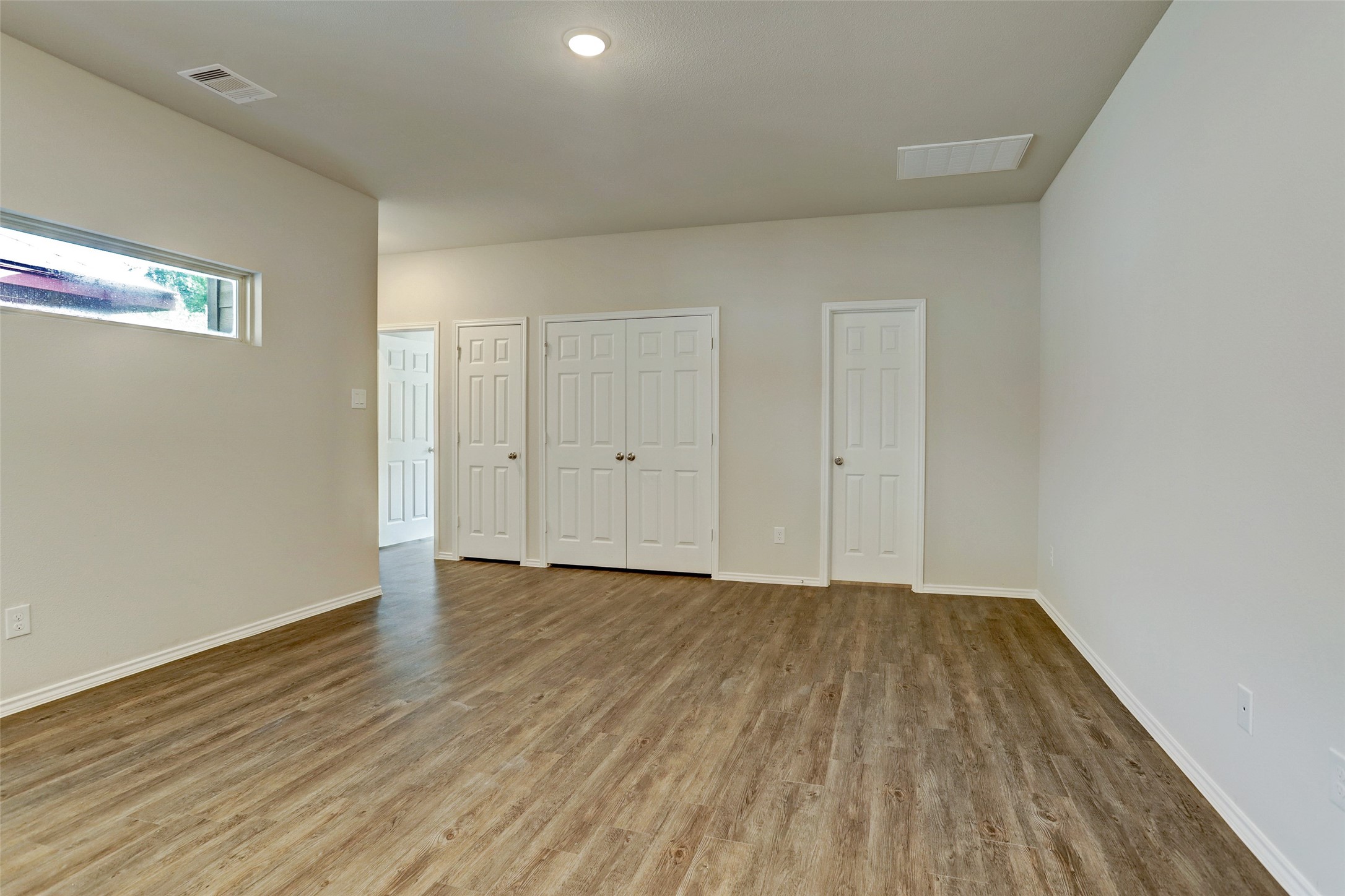 409 S 12th Street B Property Photo 8