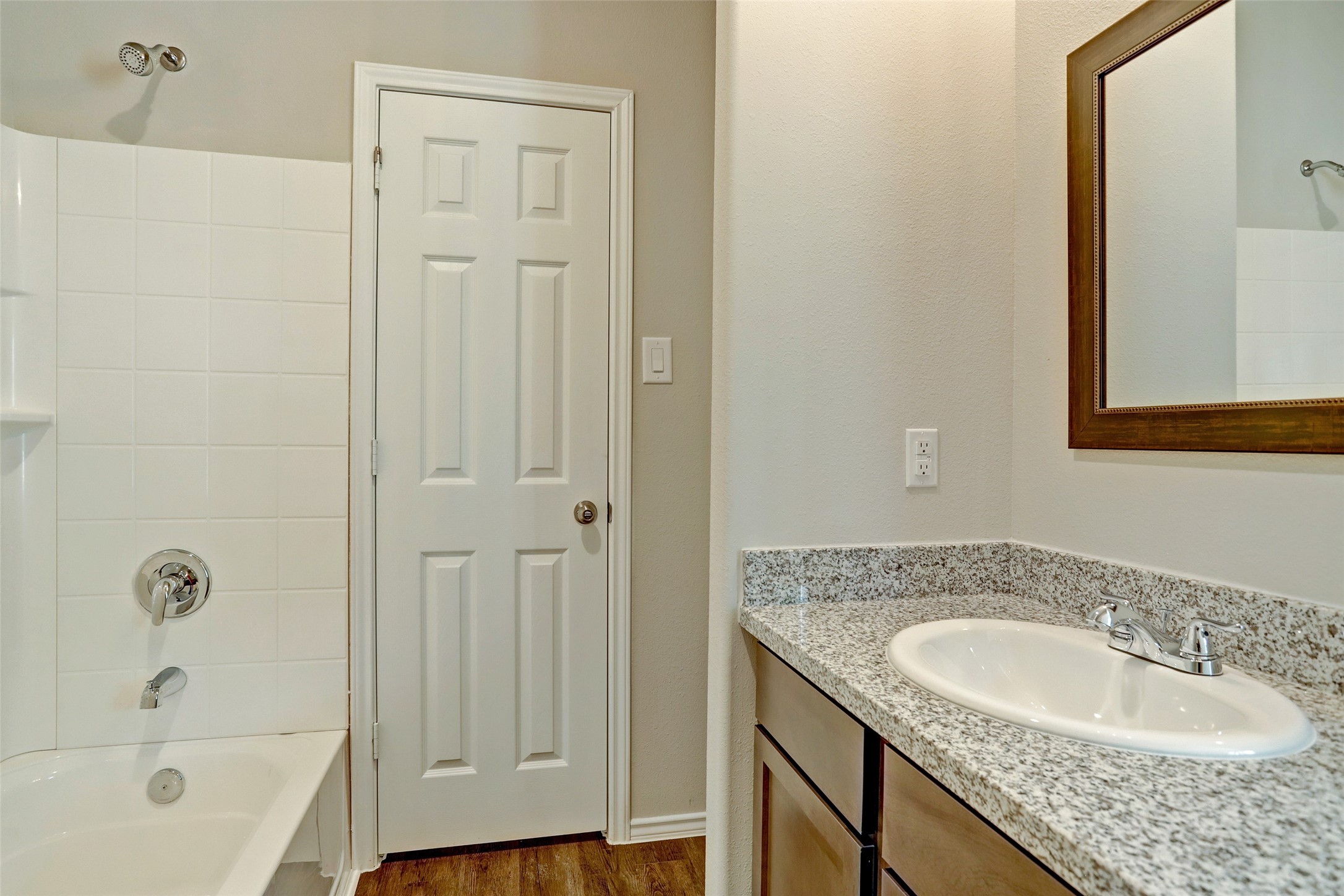 409 S 12th Street B Property Photo 13