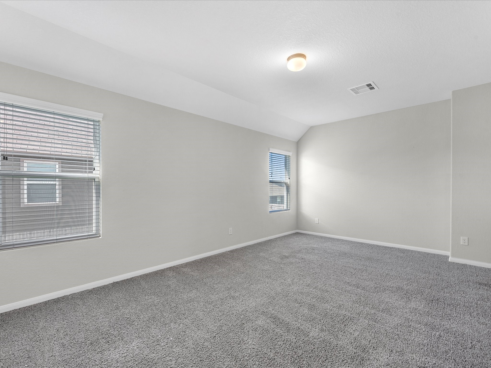 2606 Zephyr Lane Property Photo 17