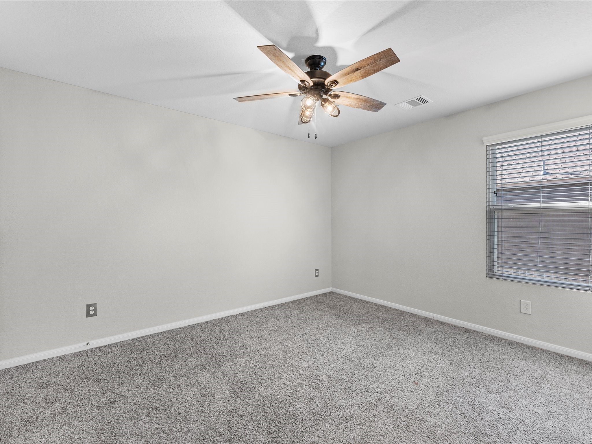 2606 Zephyr Lane Property Photo 19