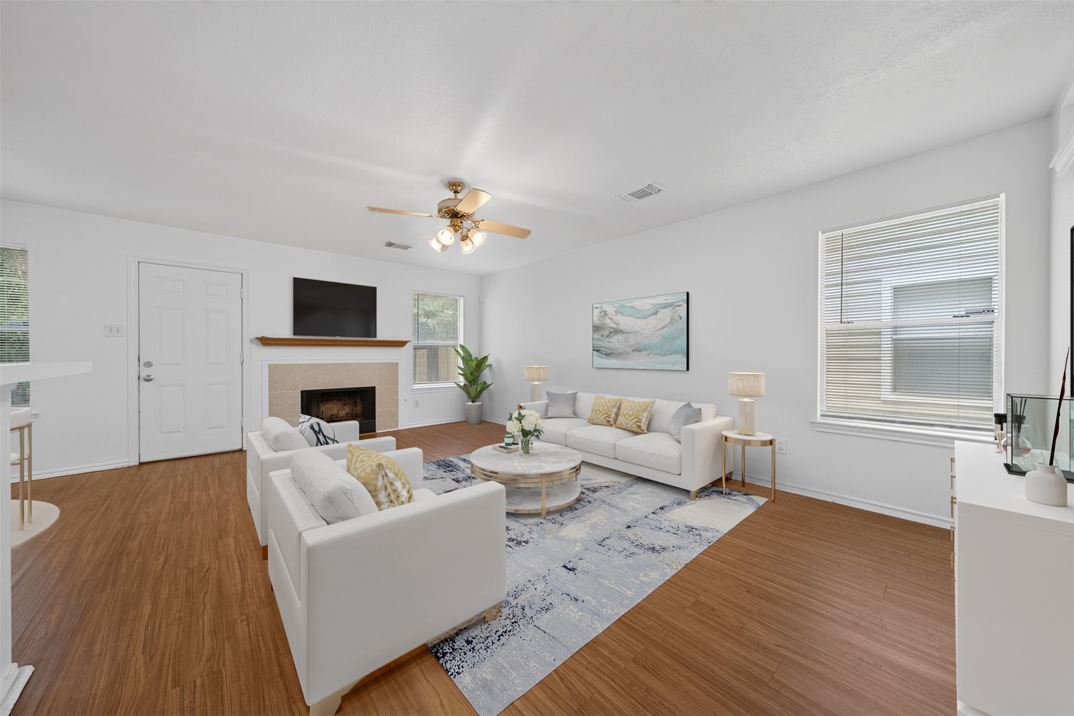 130 S Walden Elms Circle Property Photo 3