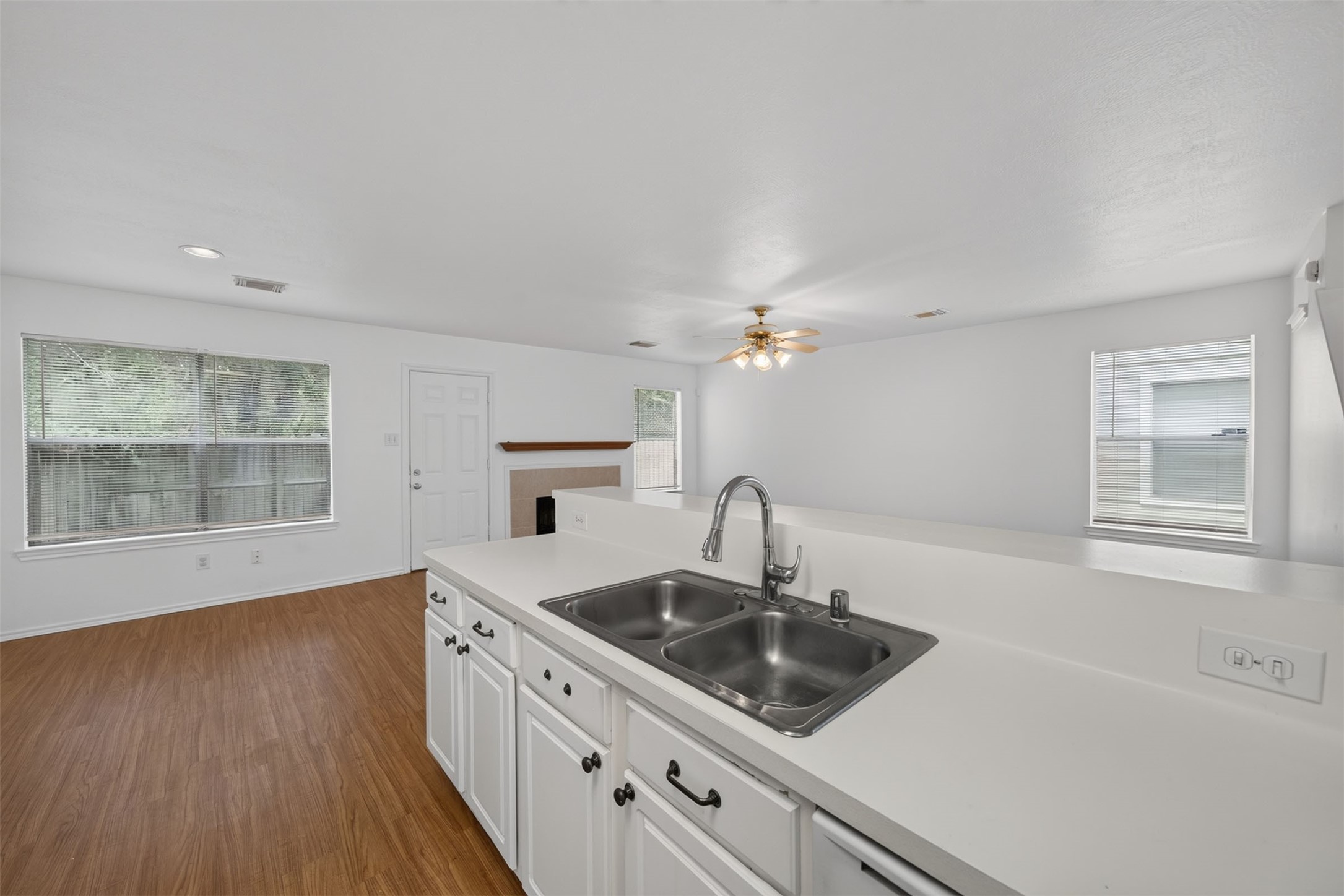 130 S Walden Elms Circle Property Photo 12