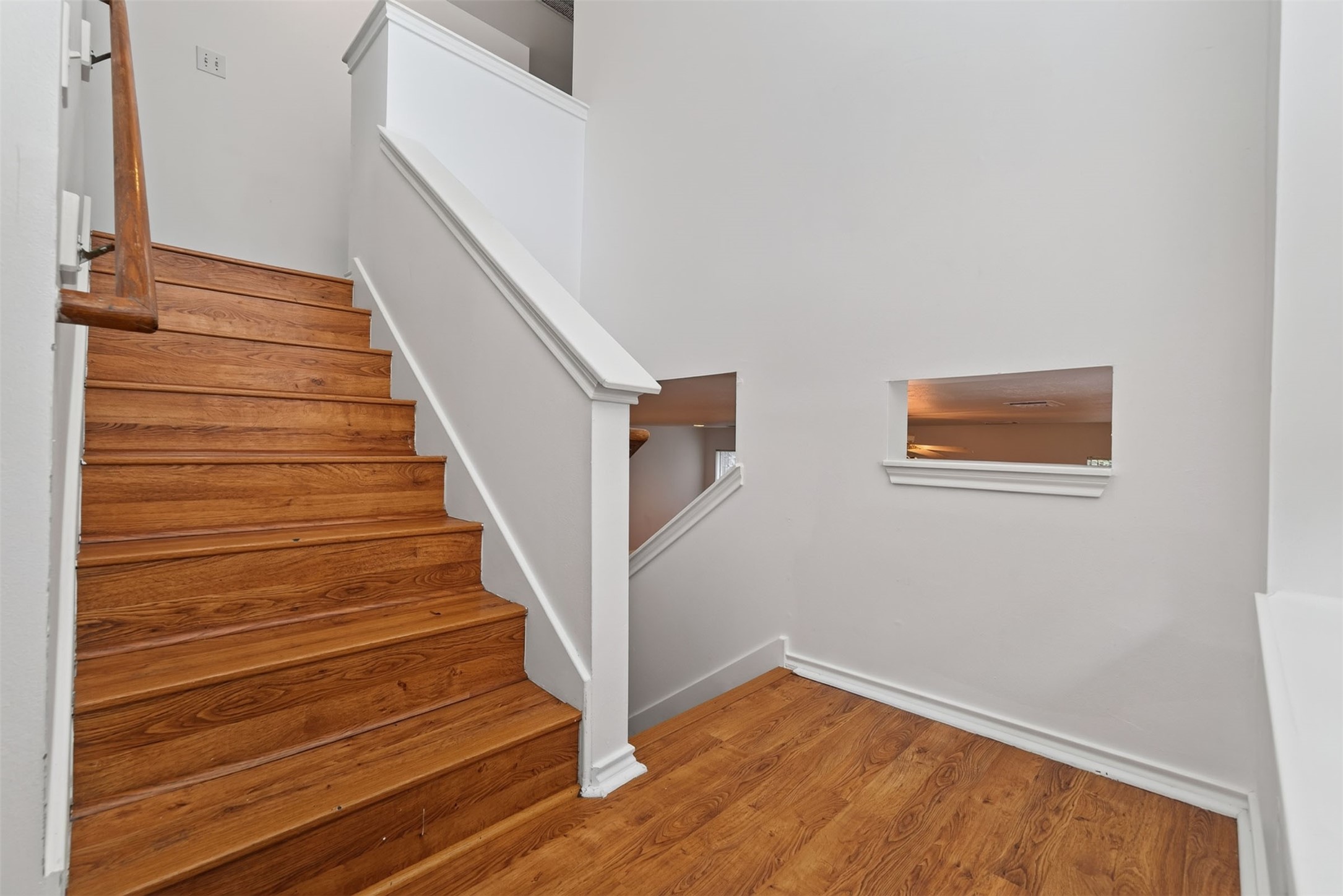 130 S Walden Elms Circle Property Photo 19