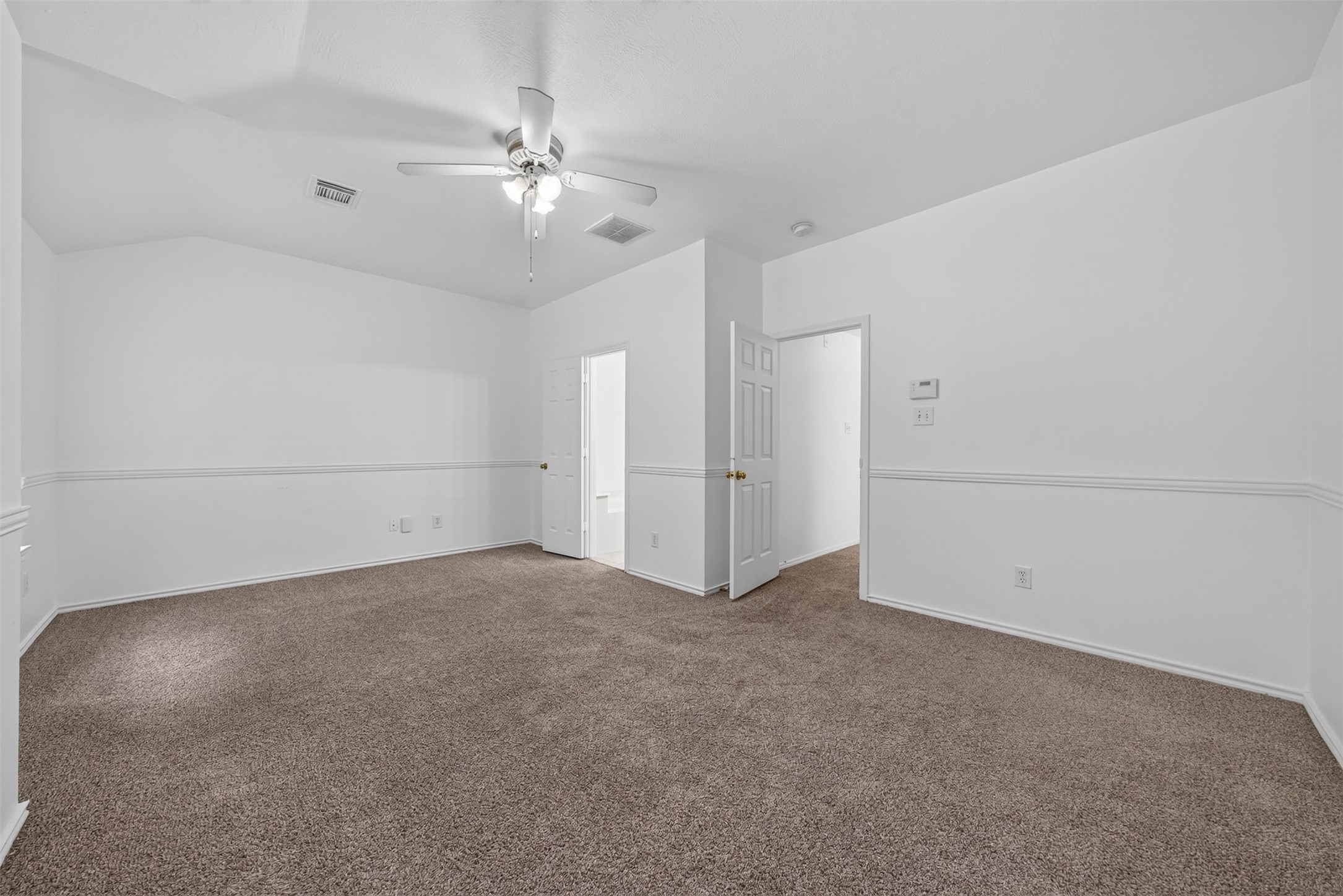 130 S Walden Elms Circle Property Photo 20