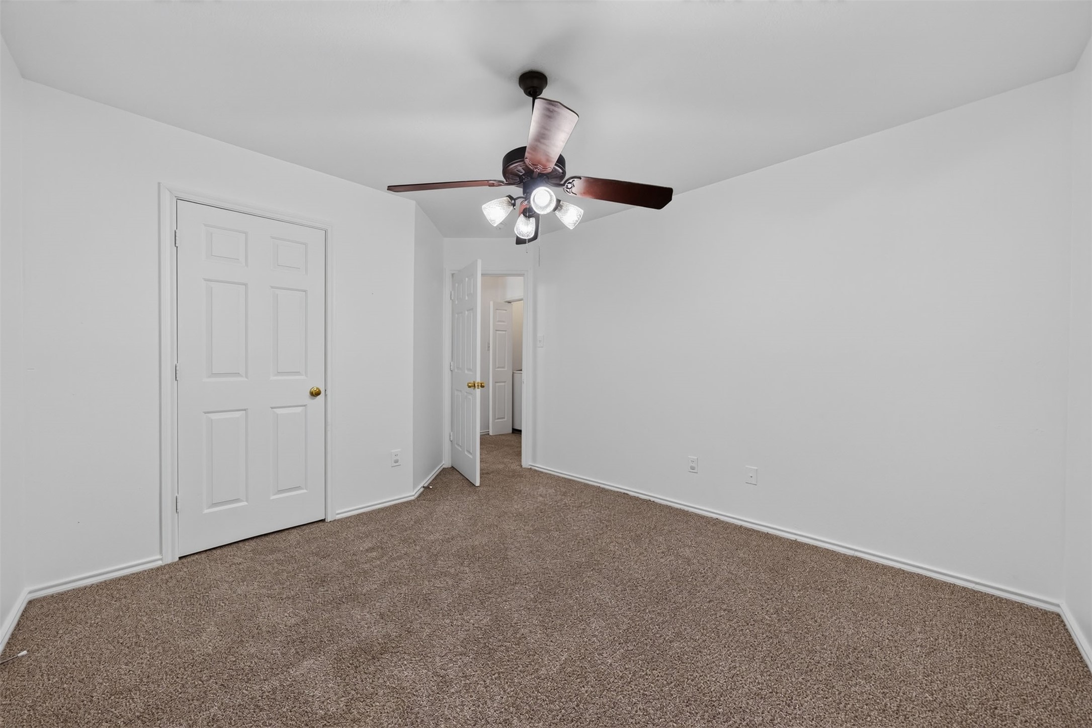 130 S Walden Elms Circle Property Photo 30