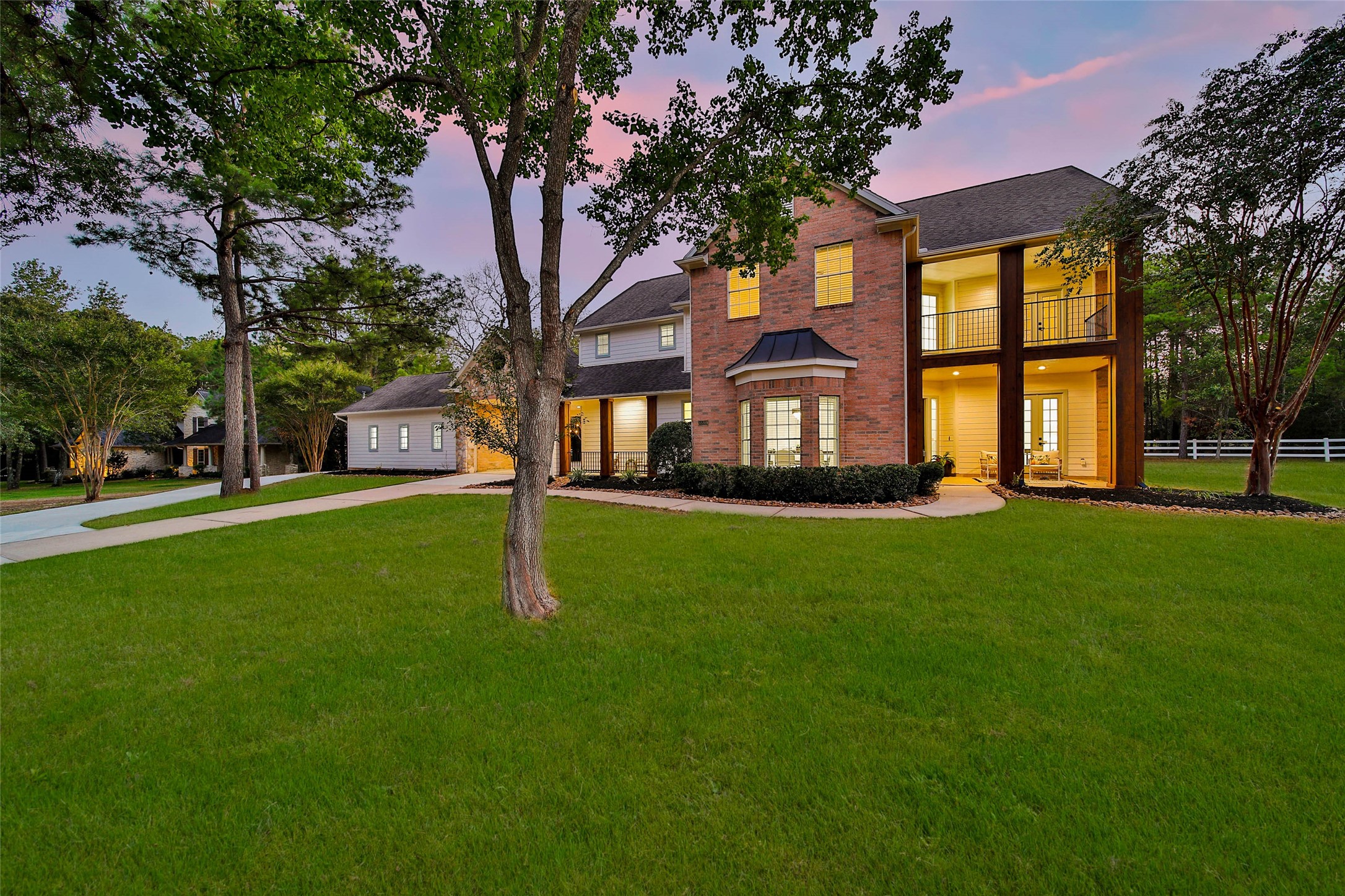 33319 White Oak Court Property Photo 1