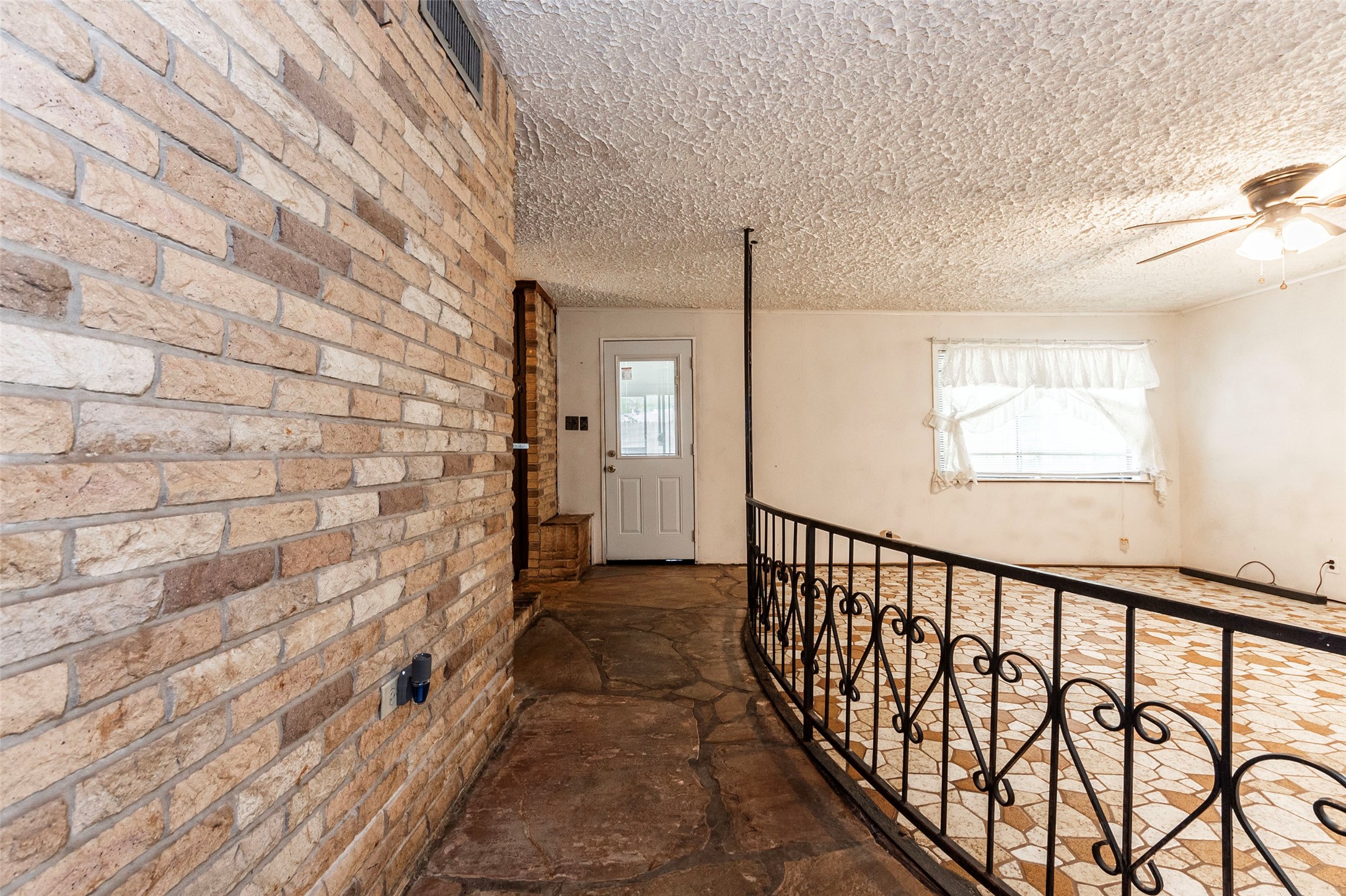 6721 Brace Street Property Photo 11