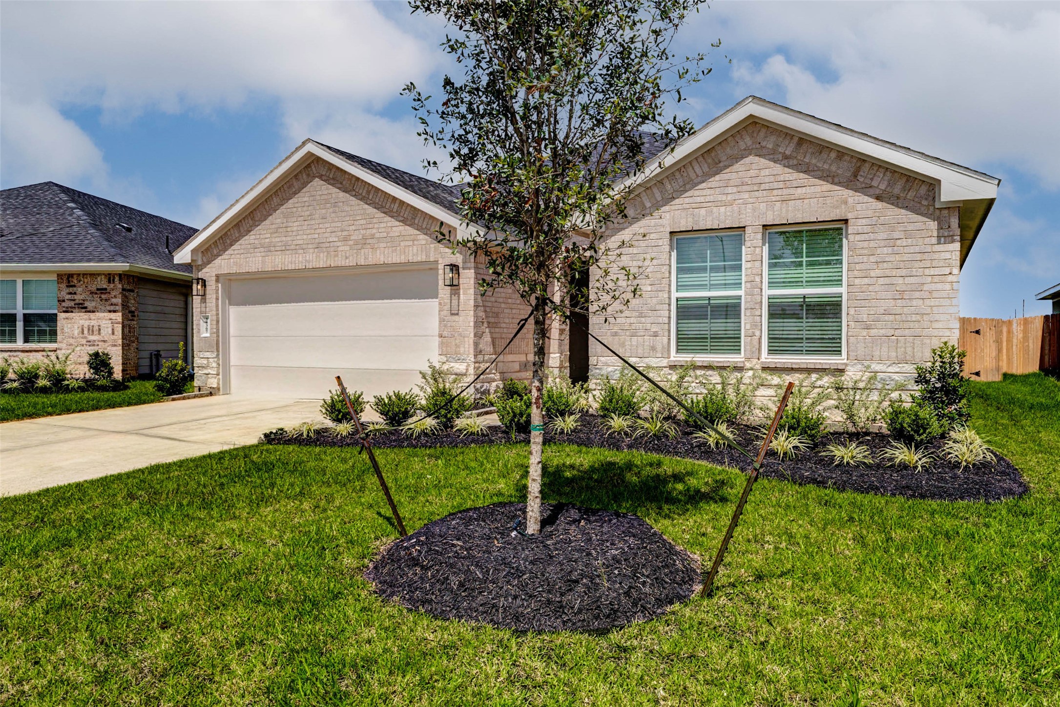 30307 Lighthouse Bluff Lane Property Photo 5