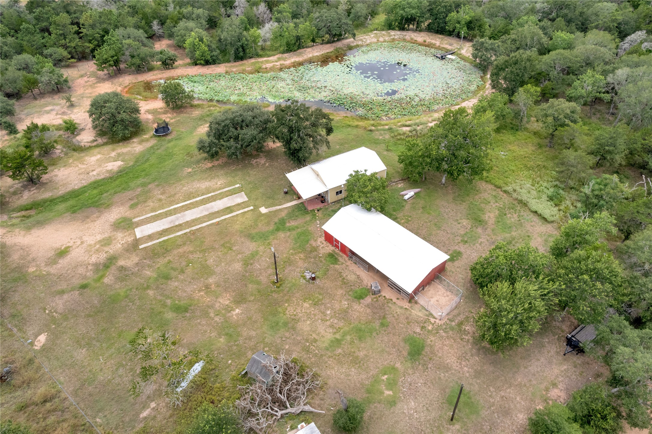 2396 Fm 109 Property Photo 12