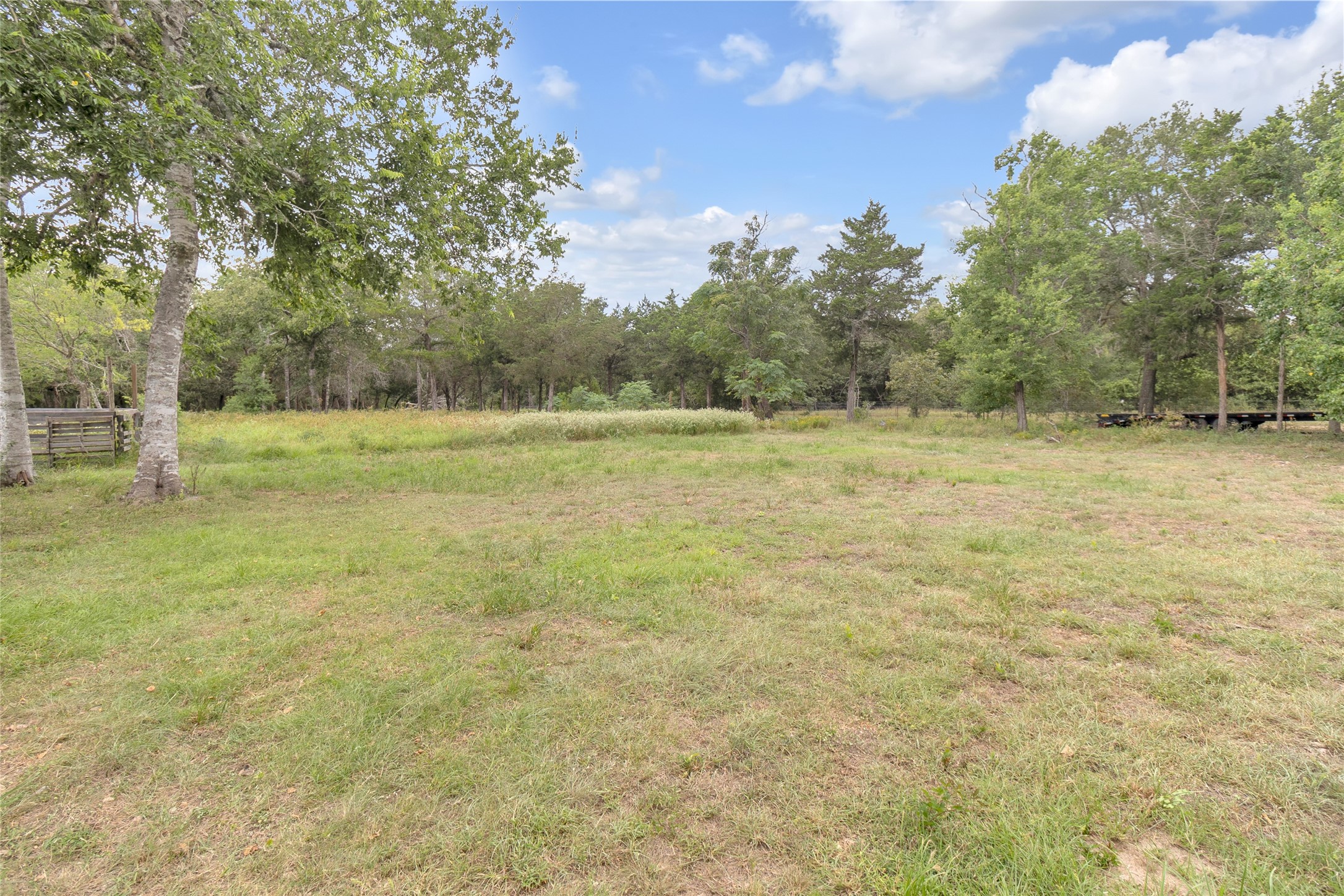 2396 Fm 109 Property Photo 18
