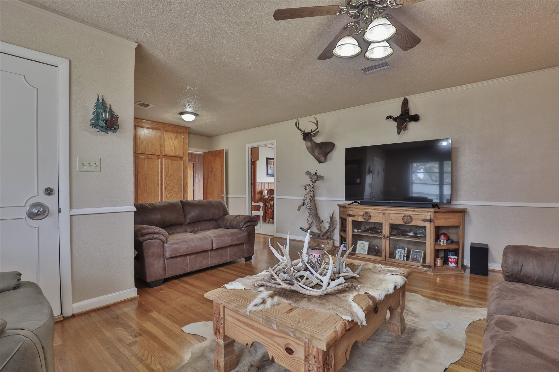 607 Magnolia Street Property Photo 8