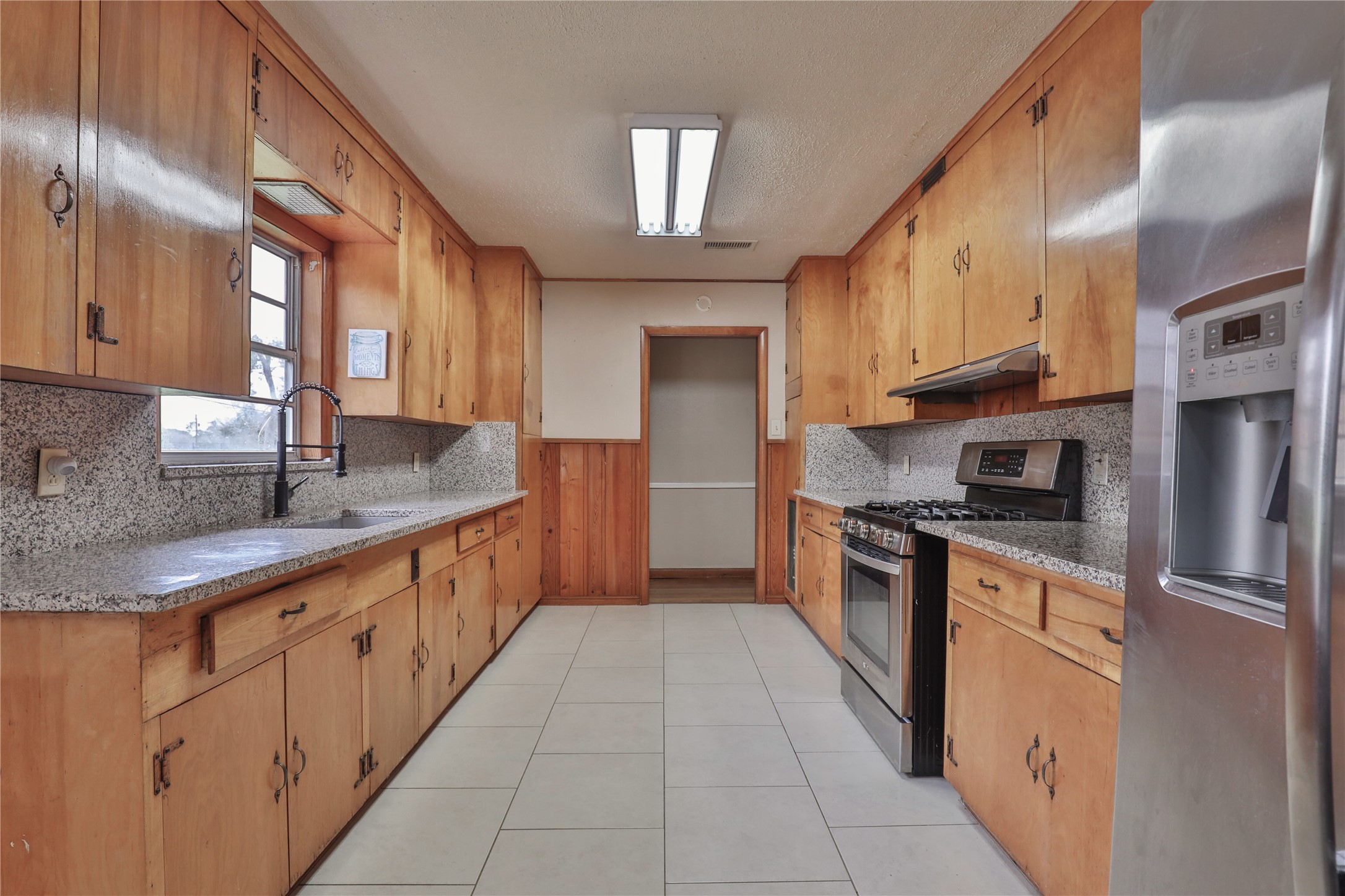 607 Magnolia Street Property Photo 11