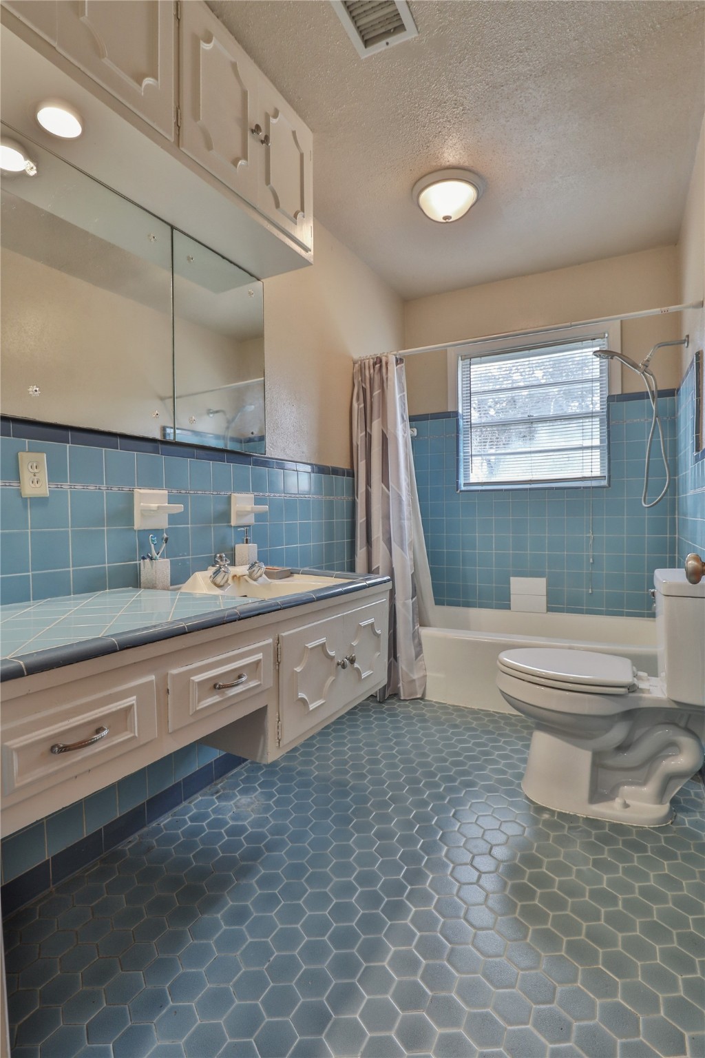 607 Magnolia Street Property Photo 23