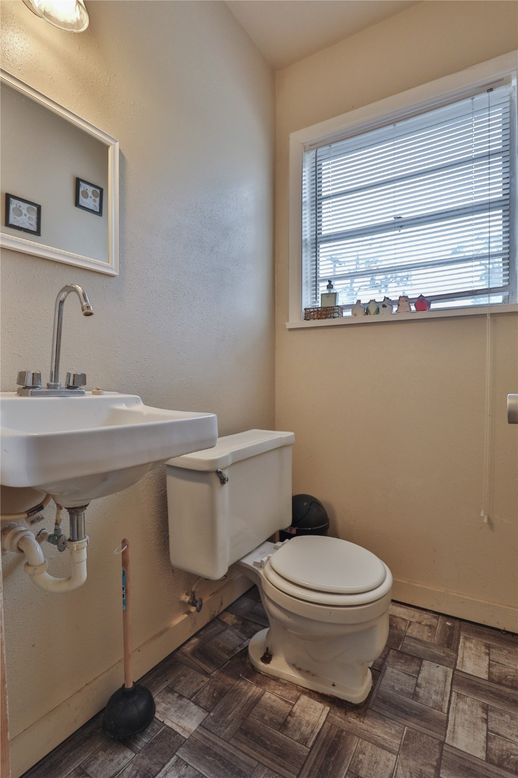 607 Magnolia Street Property Photo 27