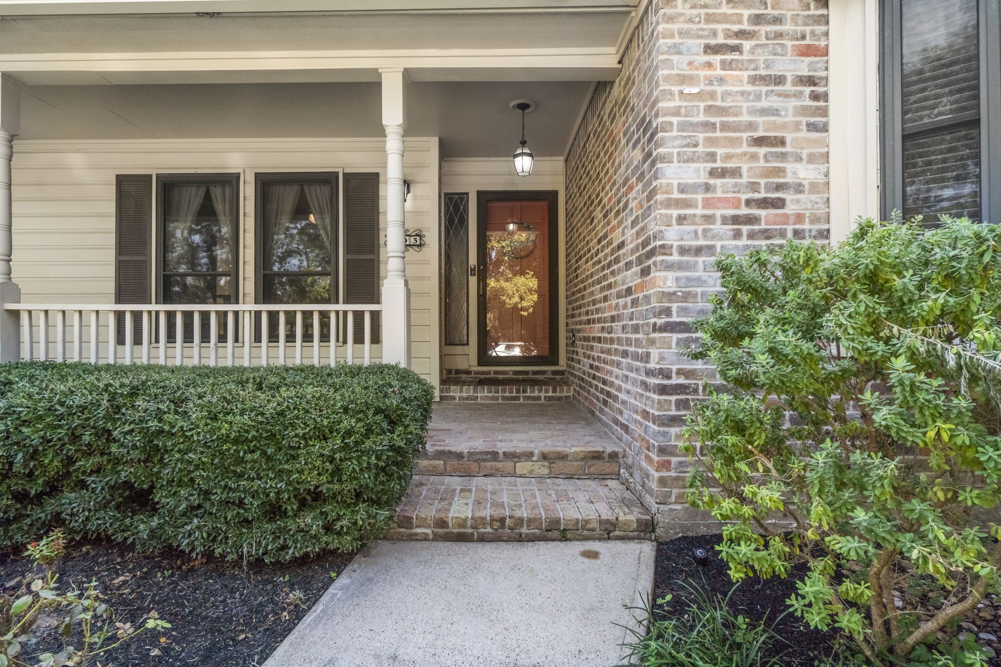 303 Scarborough Drive Property Photo 3