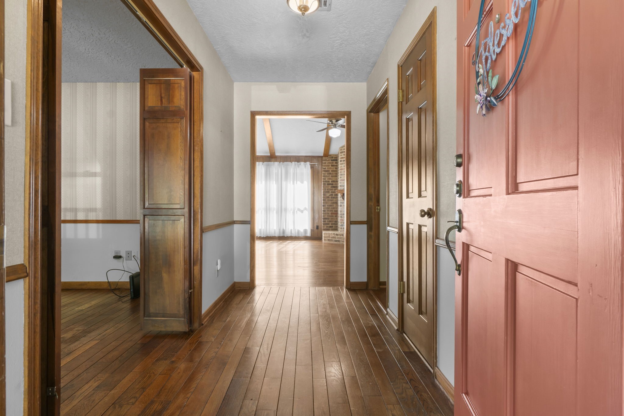 303 Scarborough Drive Property Photo 4