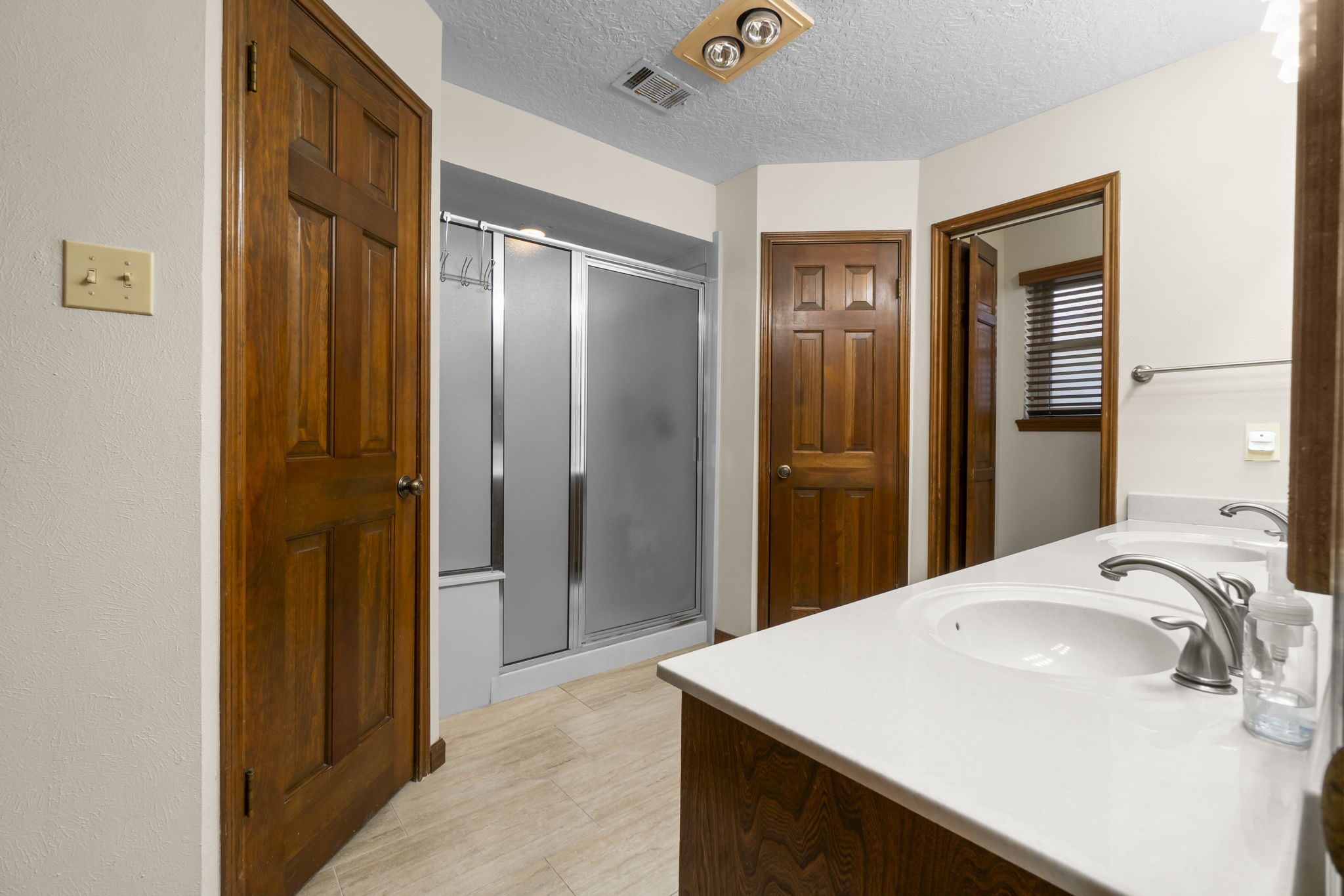 303 Scarborough Drive Property Photo 18