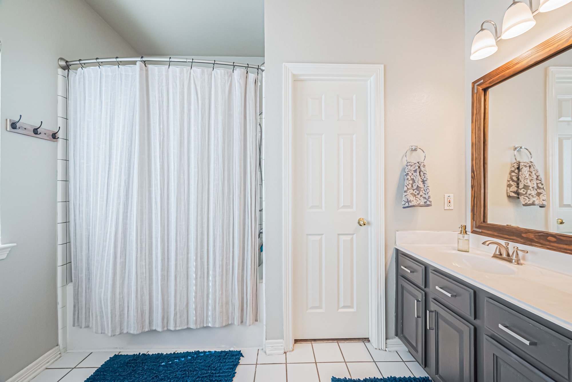 4626 Green Cottage Lane Property Photo 16