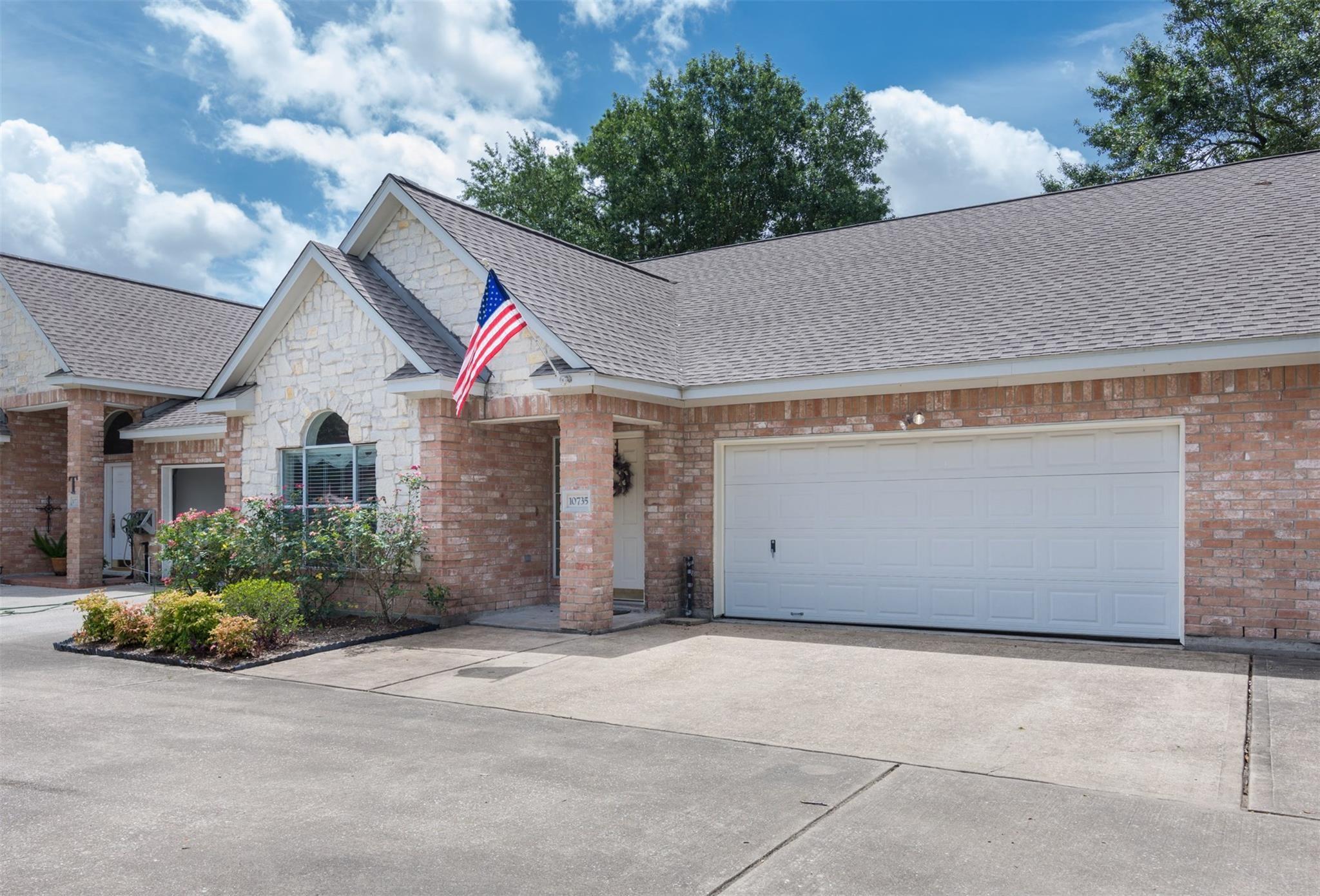 10735 Norchester Village Drive Property Photo 1