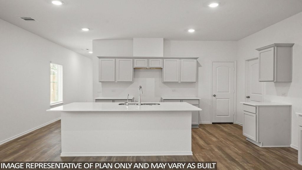 169 Rising Cedar Lane Property Photo 5