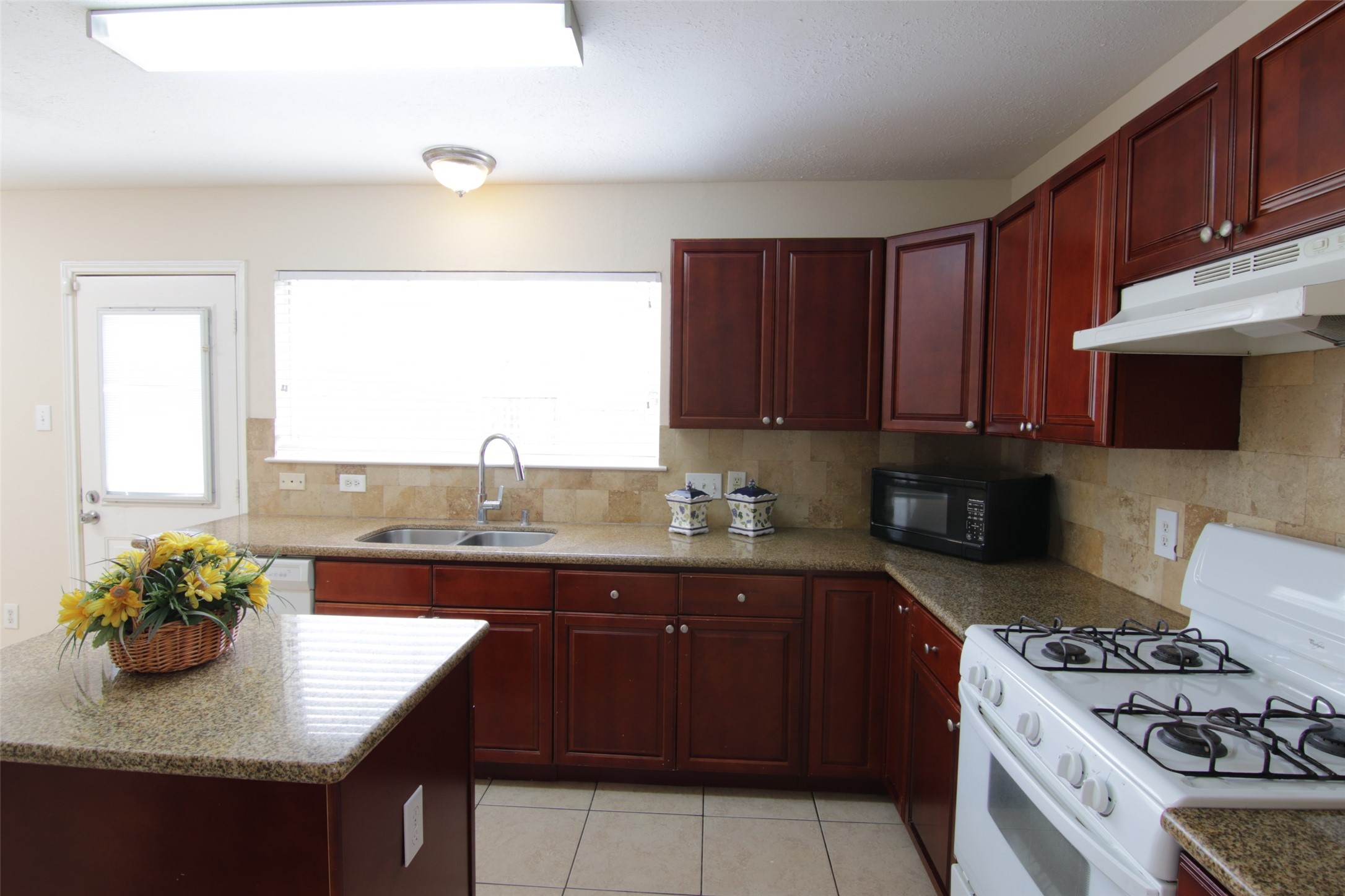 16938 Watering Oaks Lane Property Photo 7