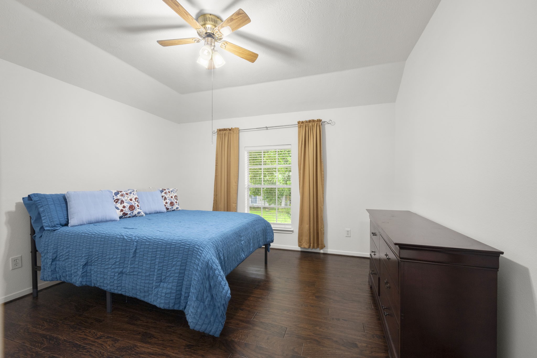 9514 Champions Cove Drive Property Photo 25