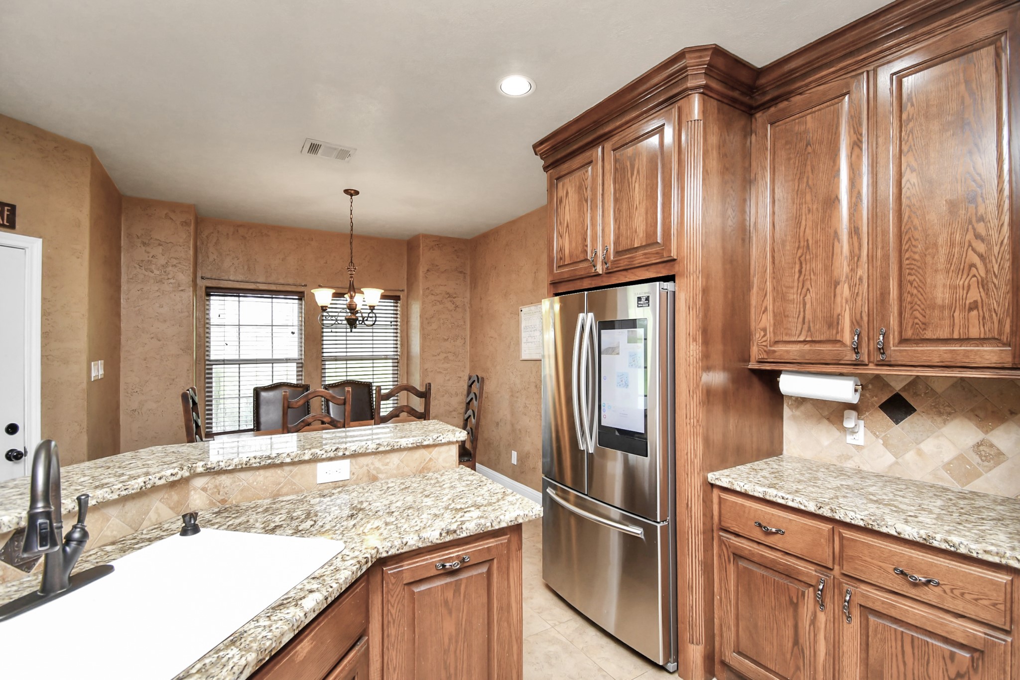 314 County Road 6881 N Property Photo 9
