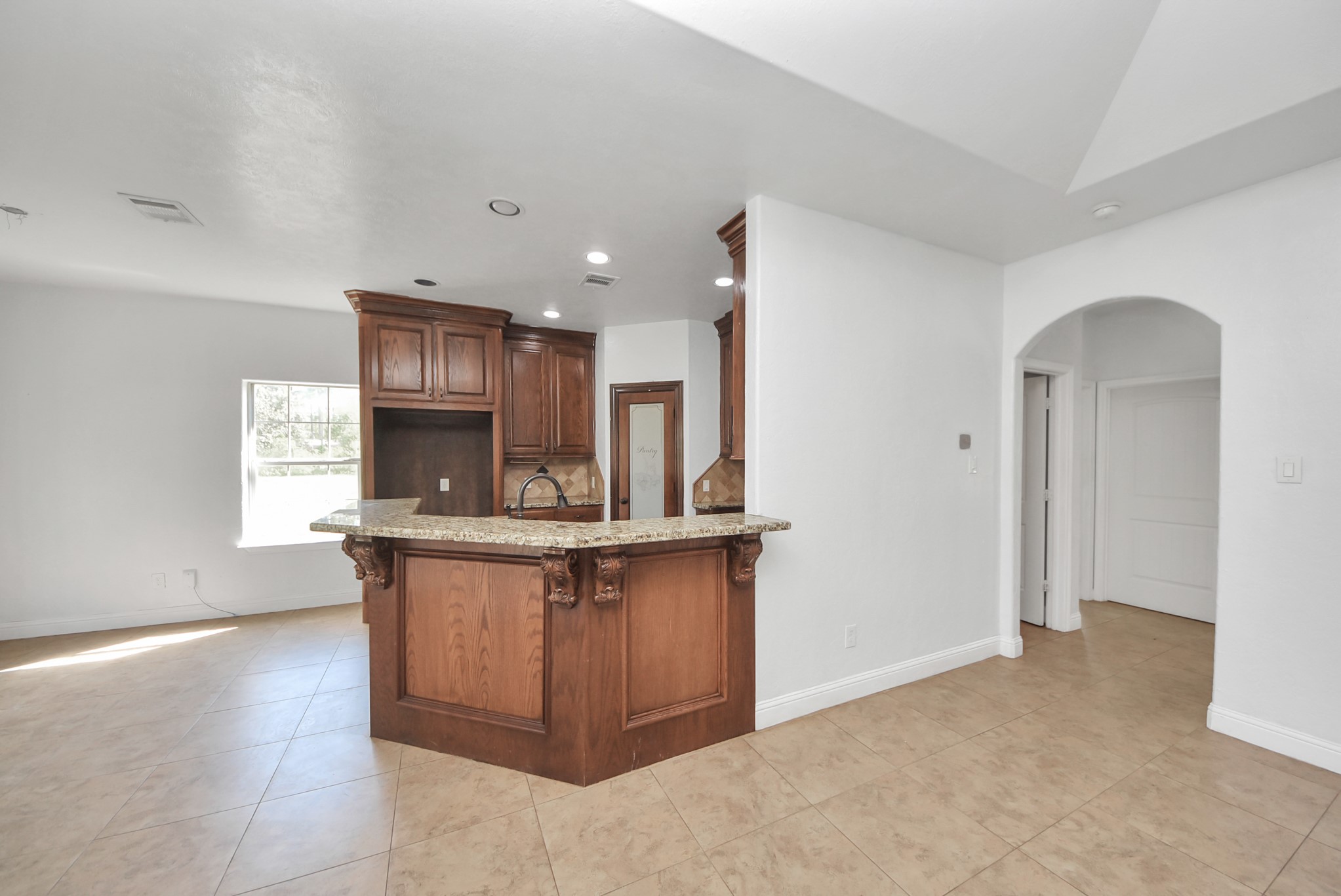 314 County Road 6881 N Property Photo 13