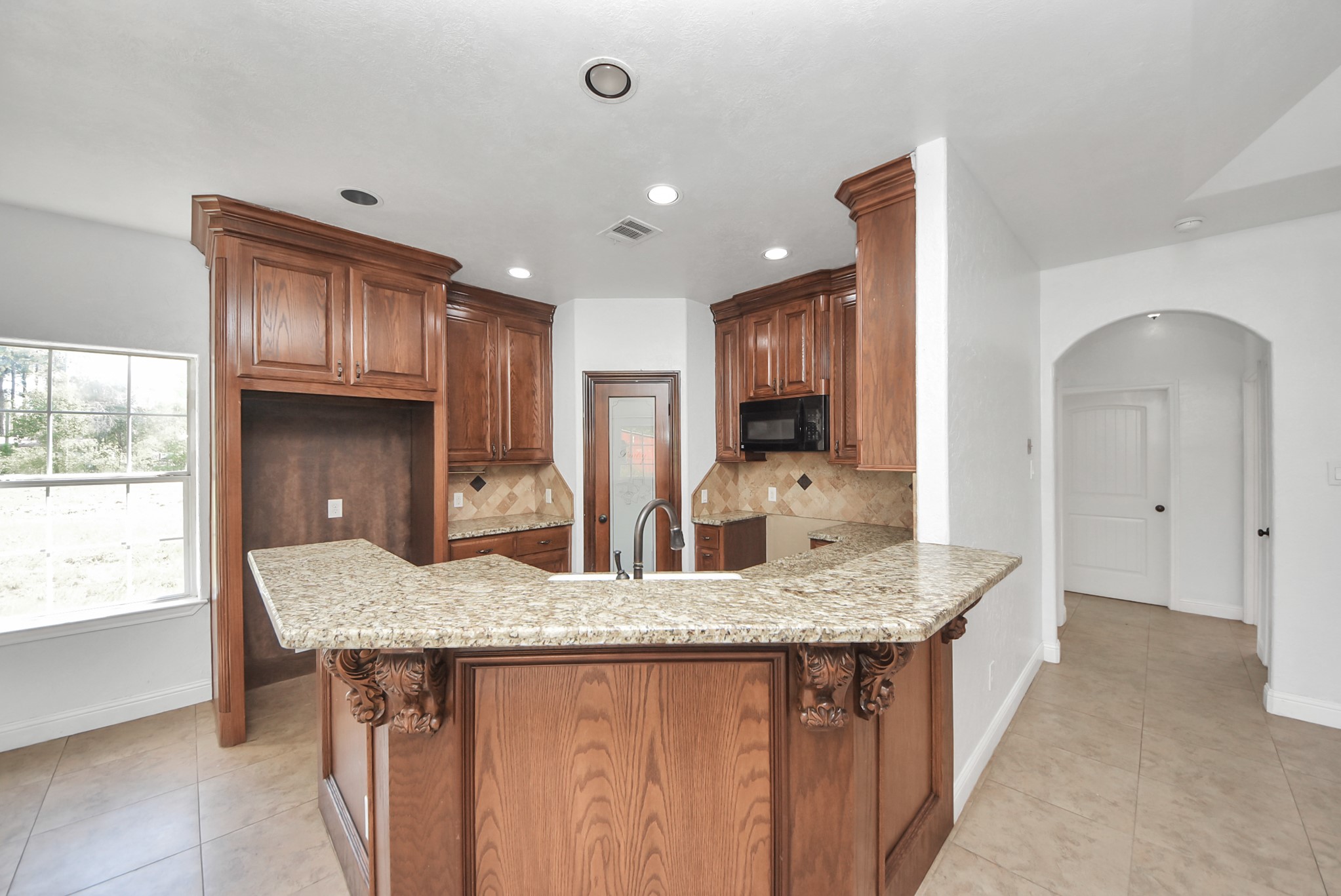 314 County Road 6881 N Property Photo 14