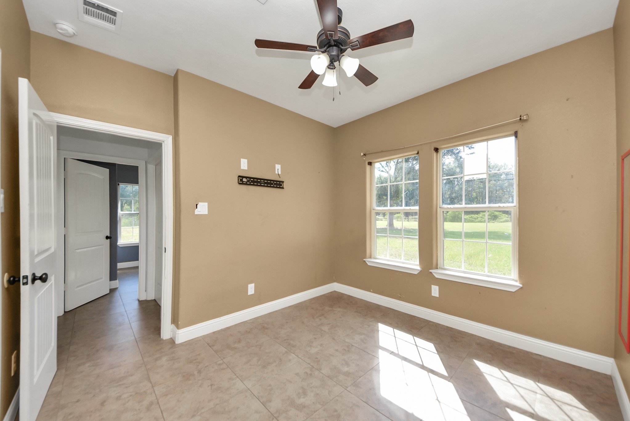 314 County Road 6881 N Property Photo 23