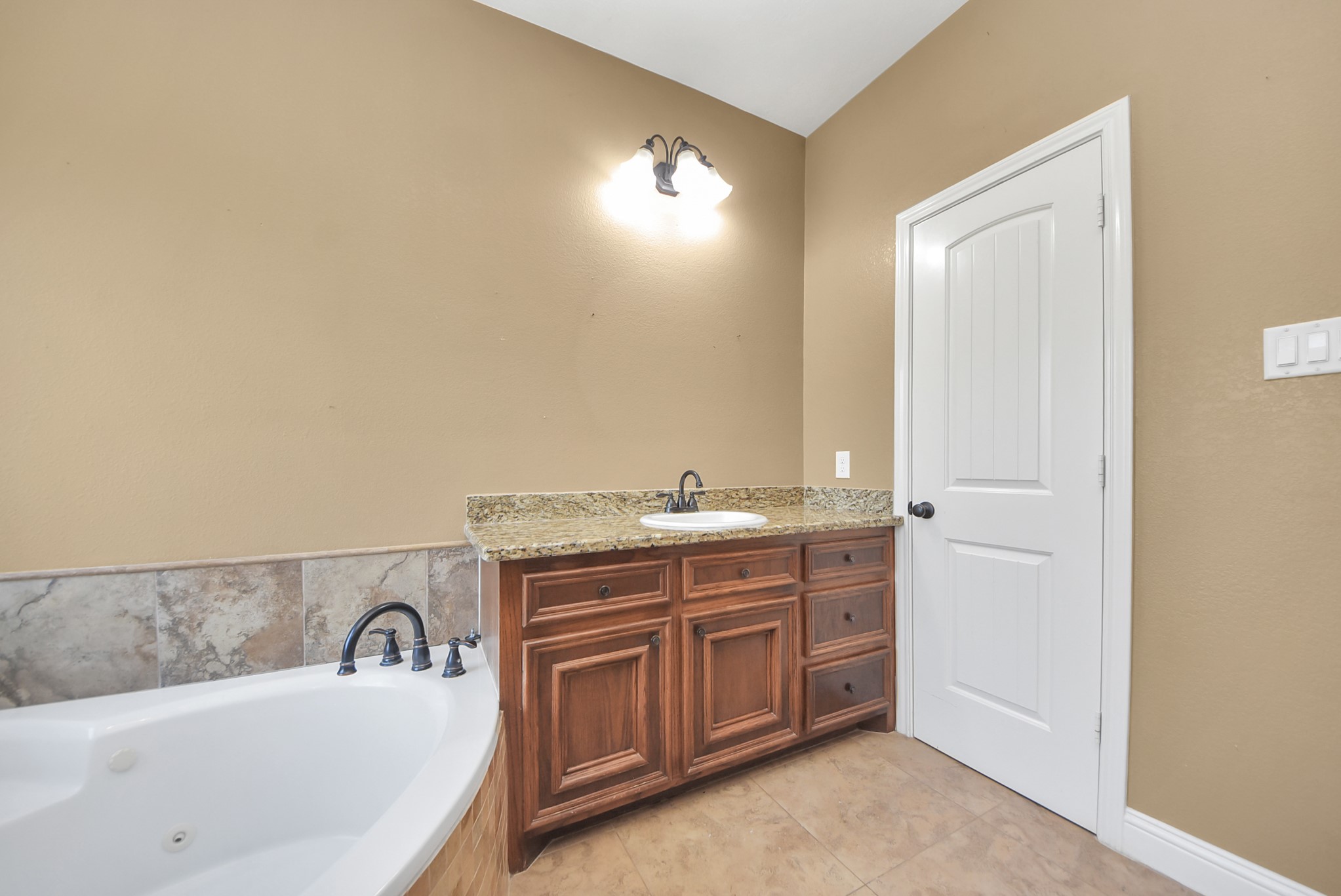 314 County Road 6881 N Property Photo 29