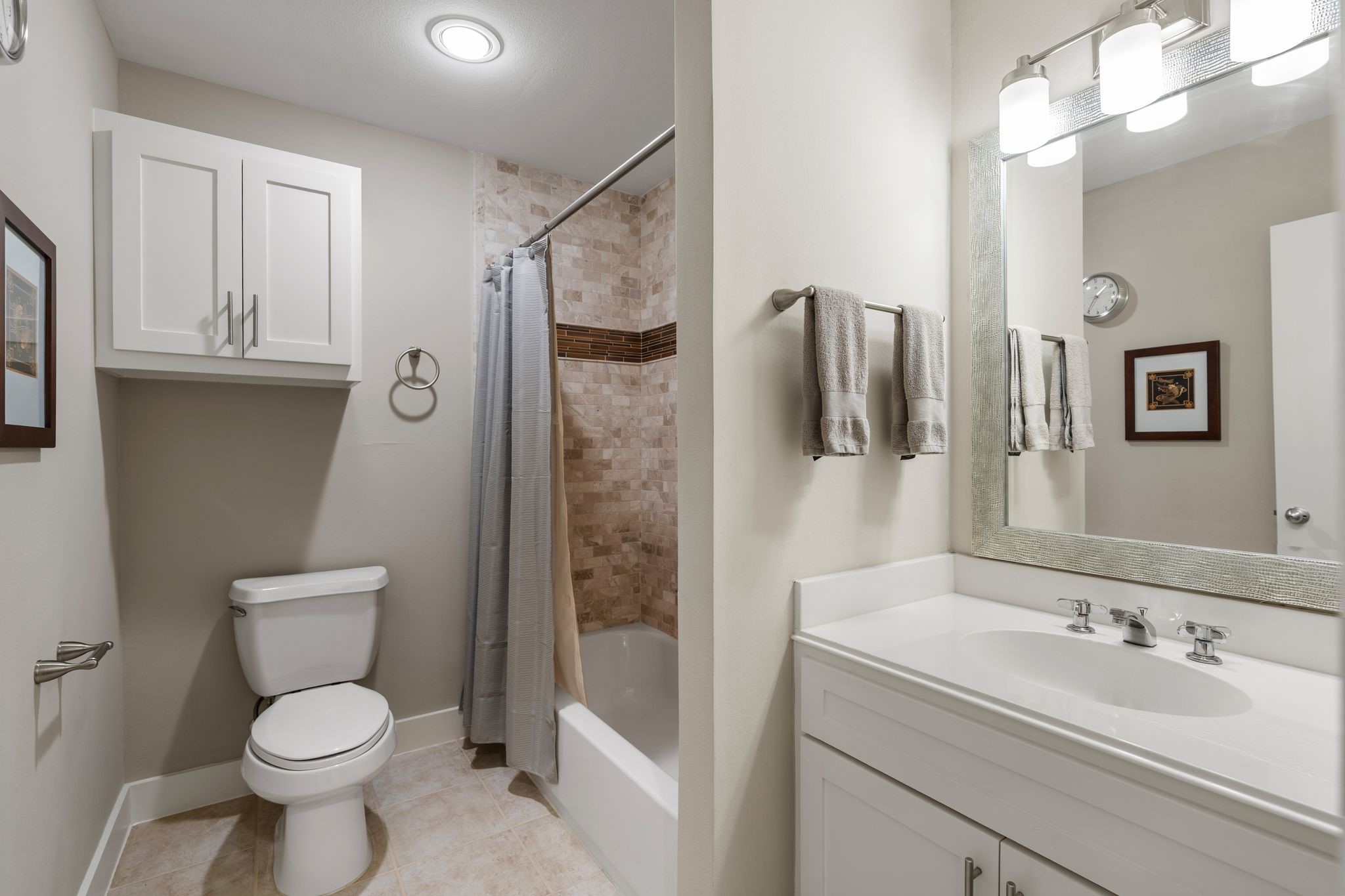8715 Meadowcroft Drive 702 Property Photo 16