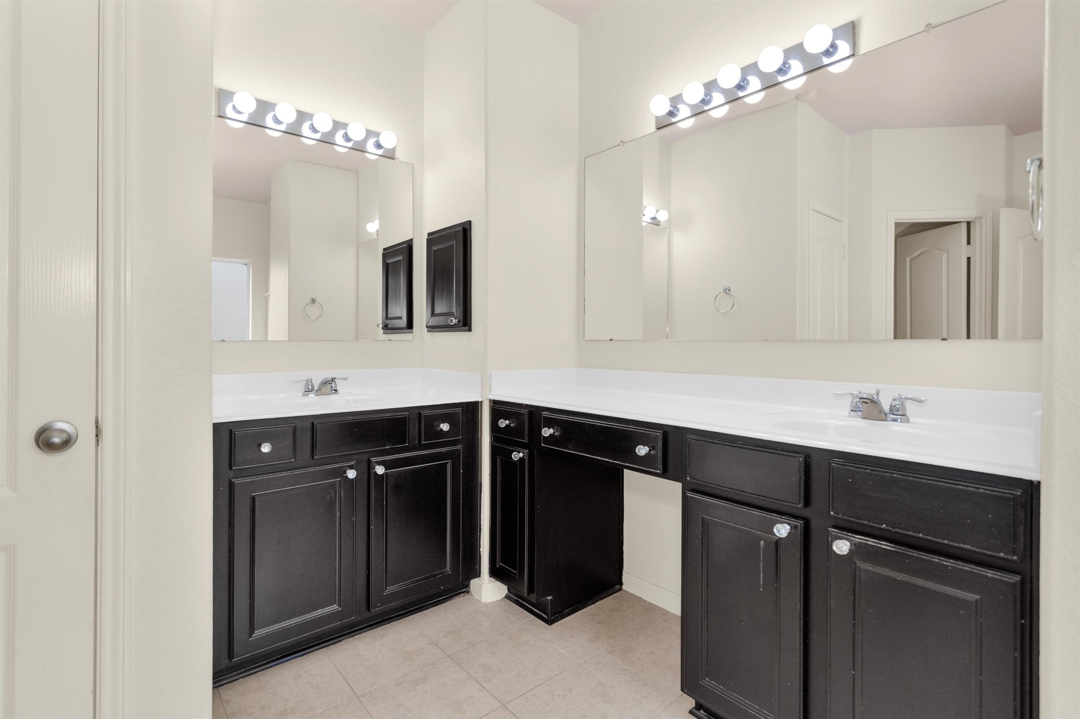 602 Blue Oasis Court Property Photo 20