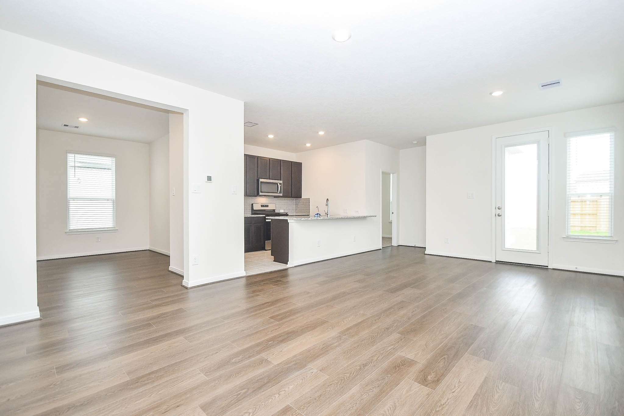 25230 Benroe Street Property Photo 3