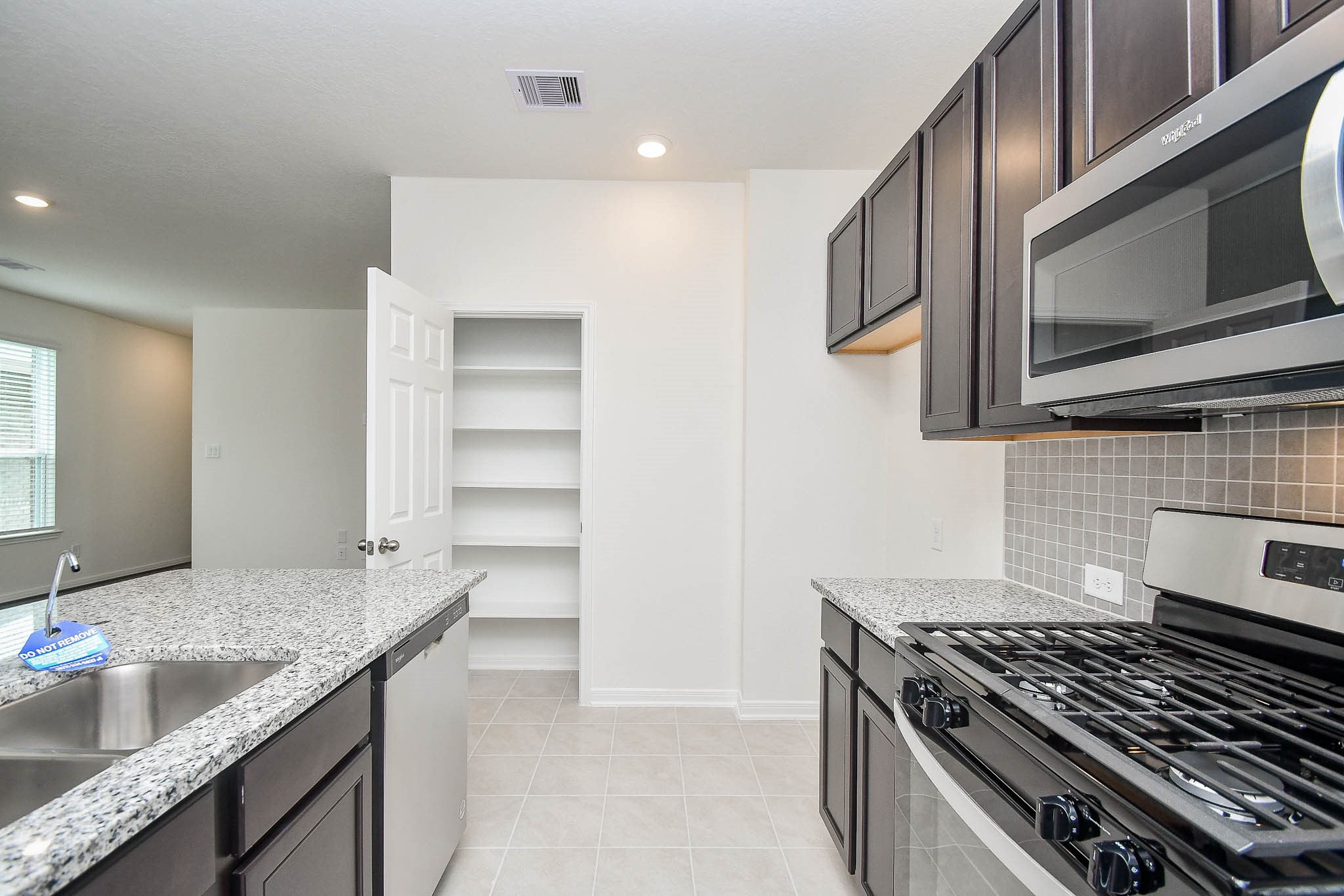 25230 Benroe Street Property Photo 11