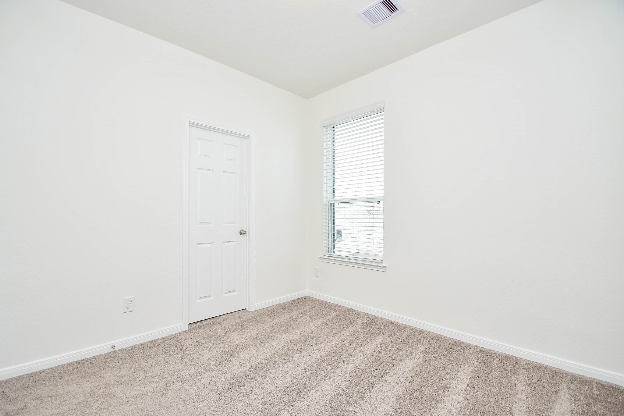25230 Benroe Street Property Photo 22