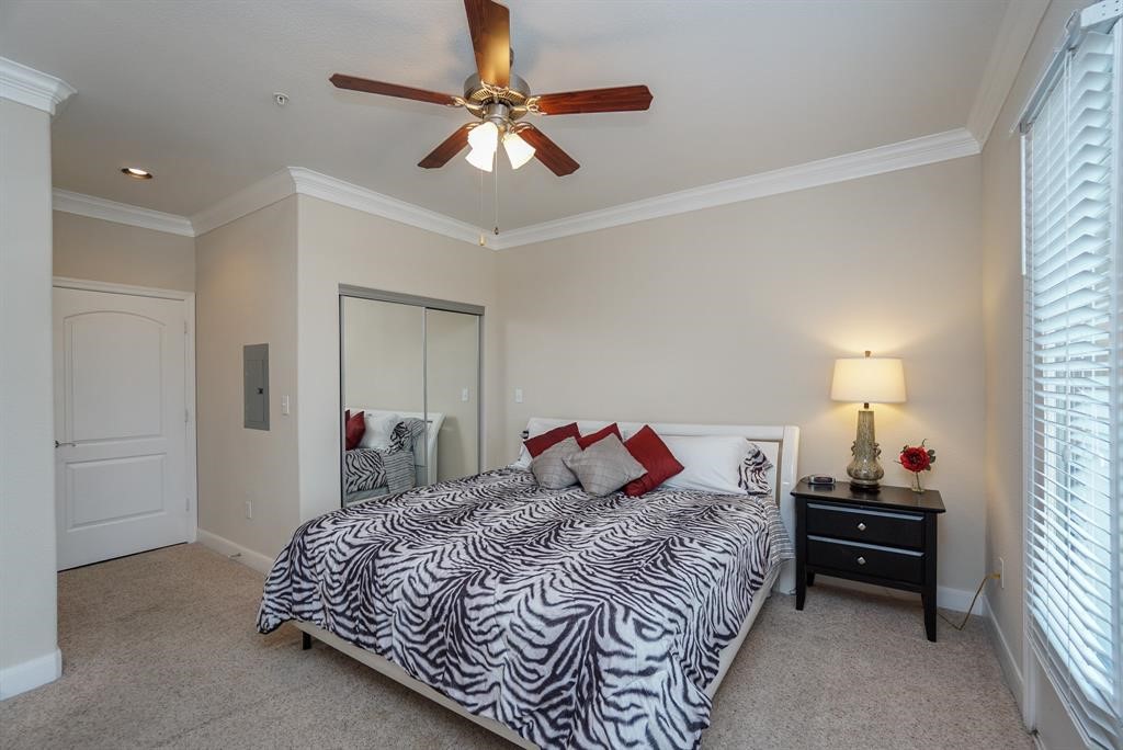 2299 Lone Star Drive 202 Property Photo 7