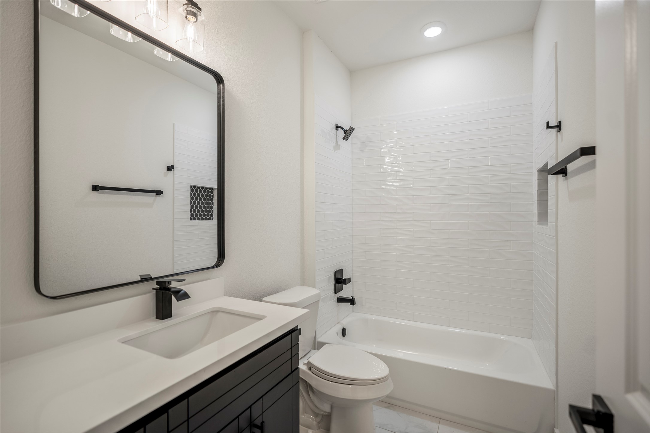 6320 Del Rio Street Property Photo 7