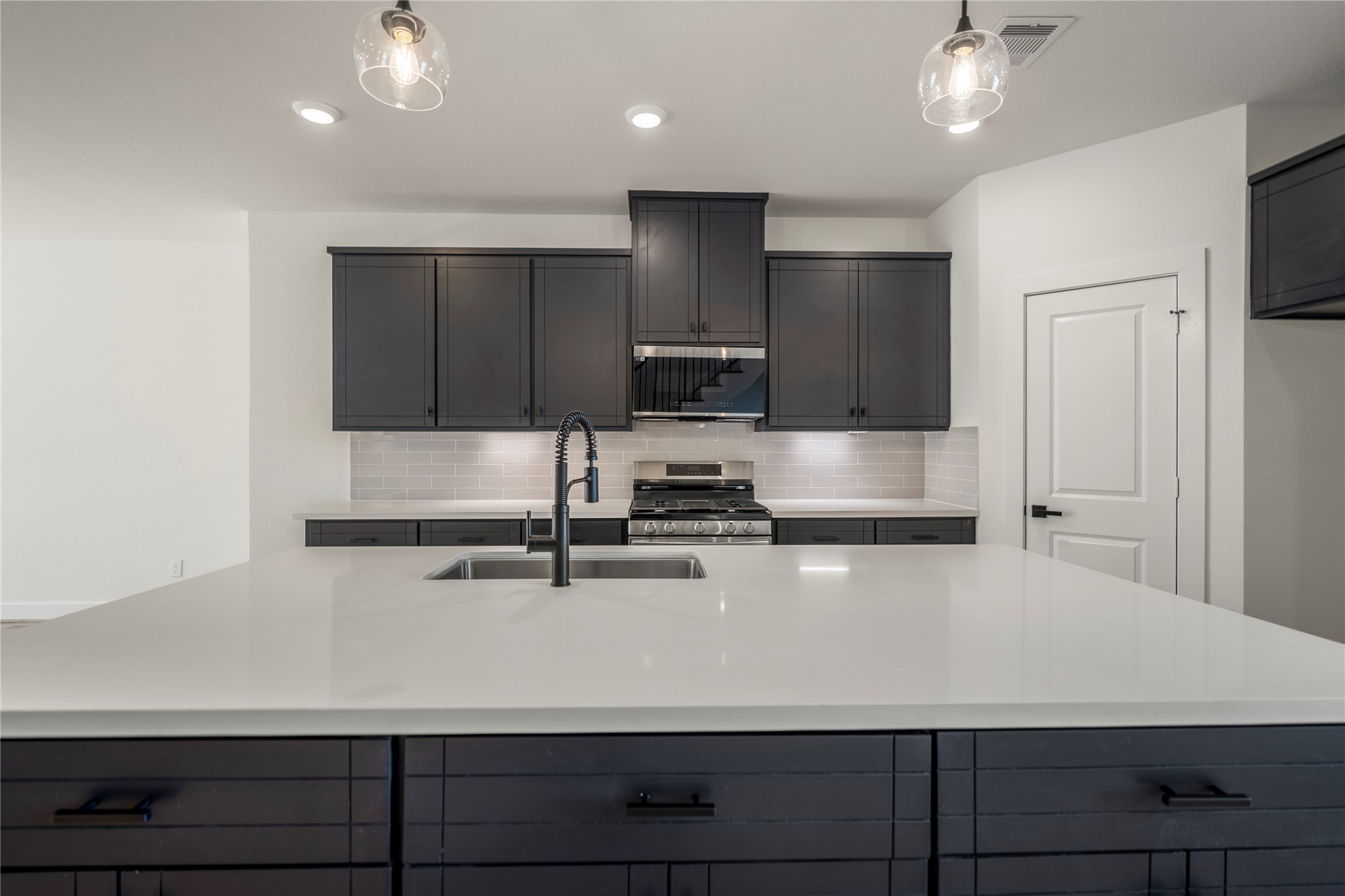 6320 Del Rio Street Property Photo 15