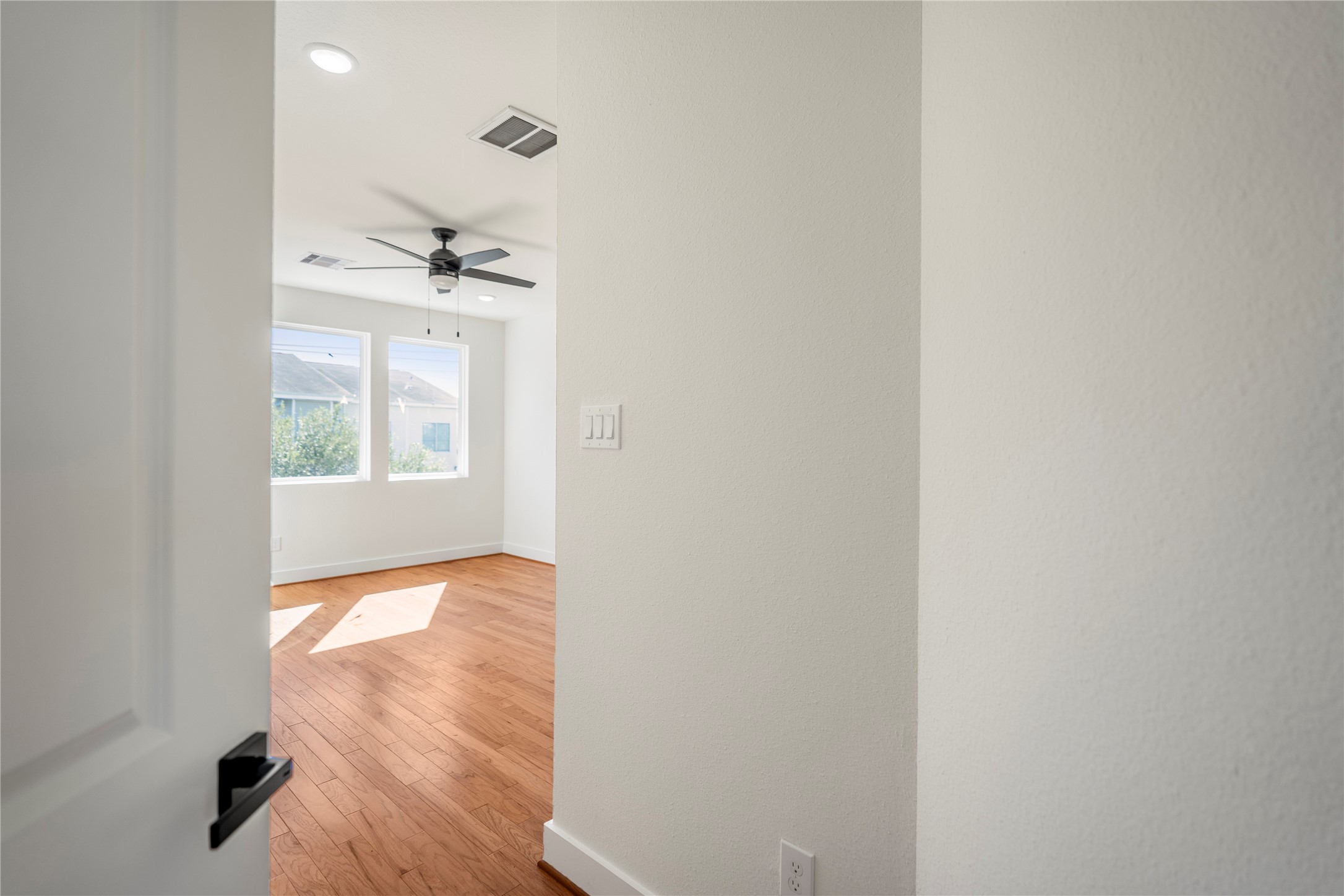 6320 Del Rio Street Property Photo 32