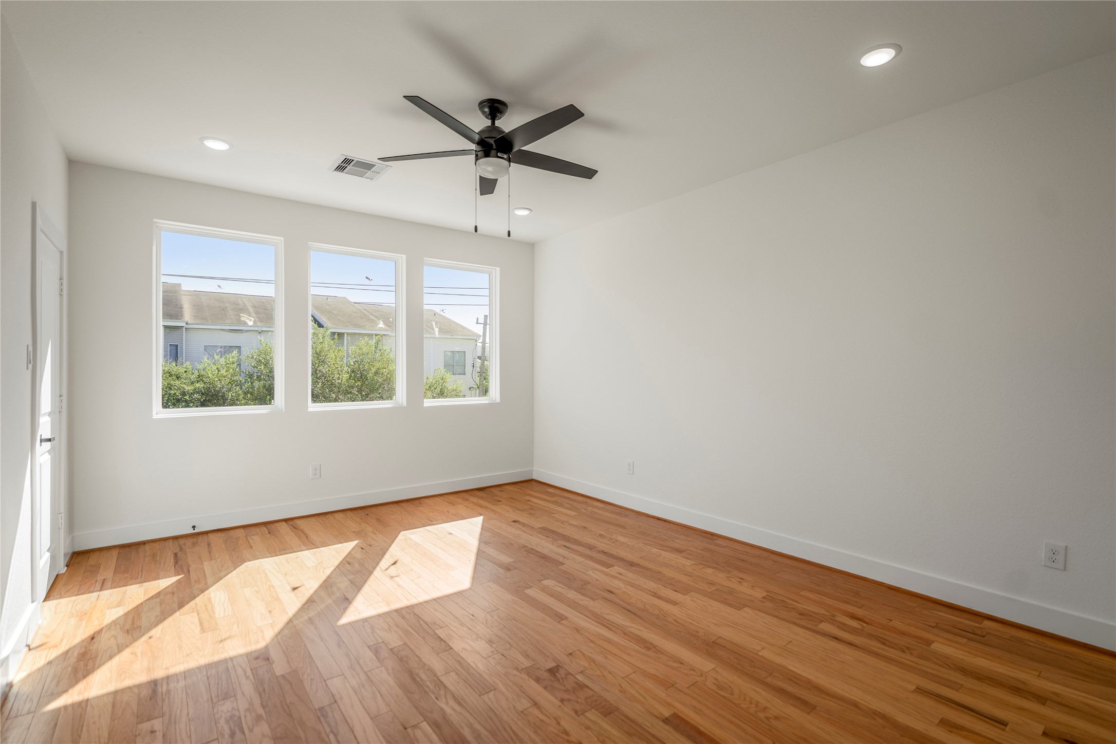 6320 Del Rio Street Property Photo 35