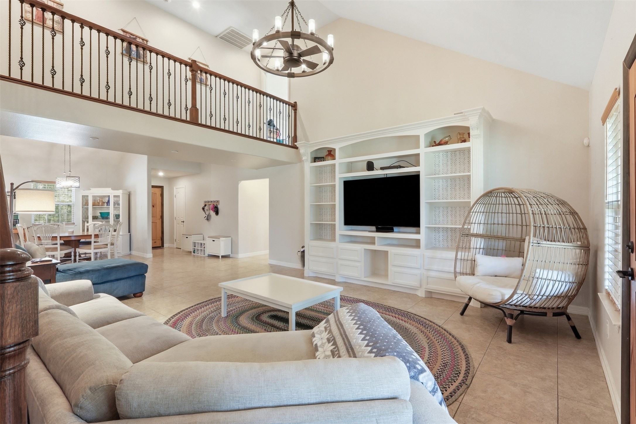 10695 White Rock Road Property Photo 6